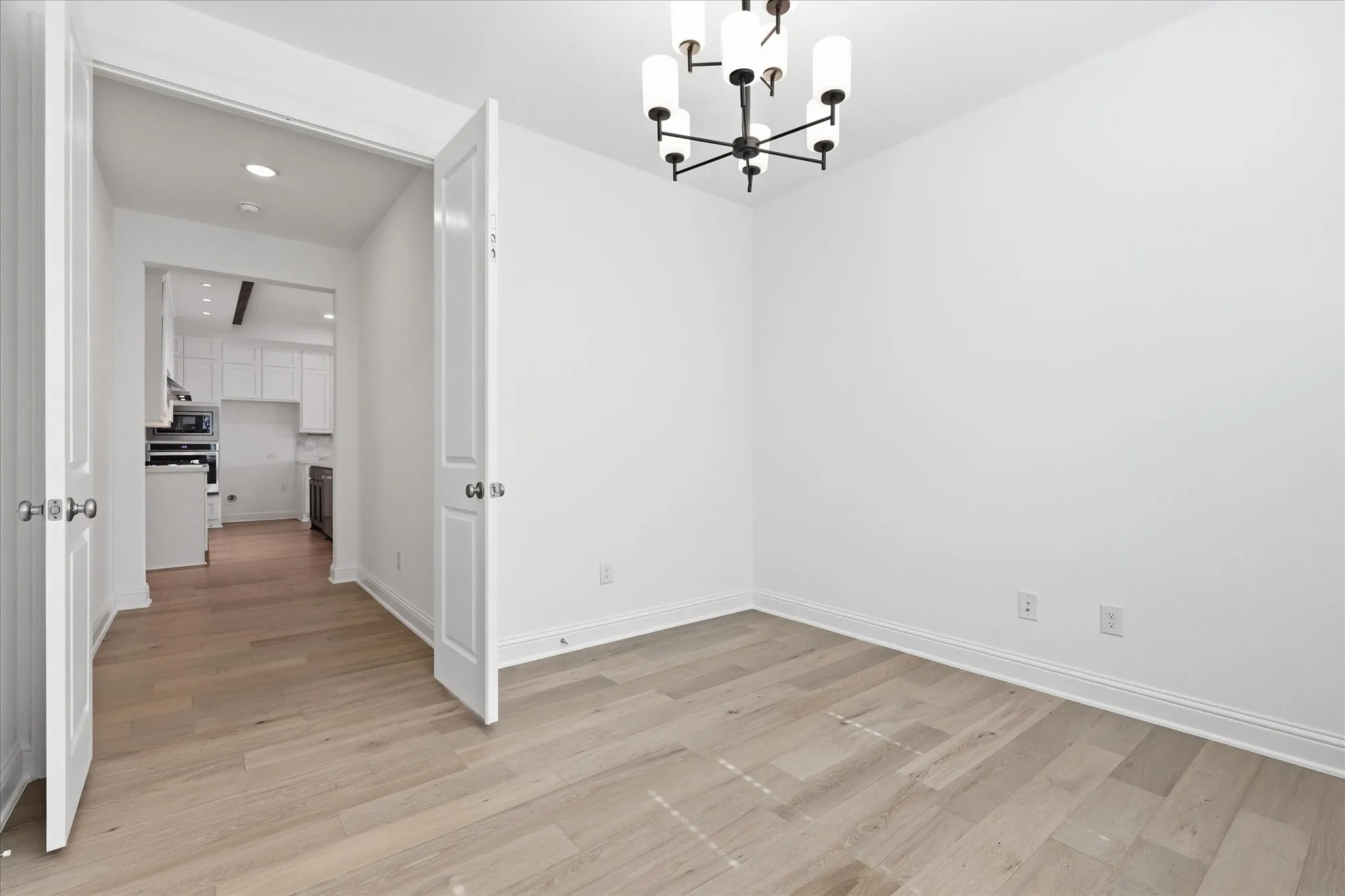 Single Family Residence For Sale in Denton County , 1517 Larson Lane, Denton, Texas 76210, 3 Bedroom, 2 Bathroom, 2 Garage spaces, 2,180 Sqft, built in 2022, mls#21333086, Real Estate Agent in Denton, Homes For Sale in Denton county, Homes For Sale in Denton, Realtor in Denton Texas, Real Estate Brokerage Independent Realty Texas, Luminita Cordes Realtor