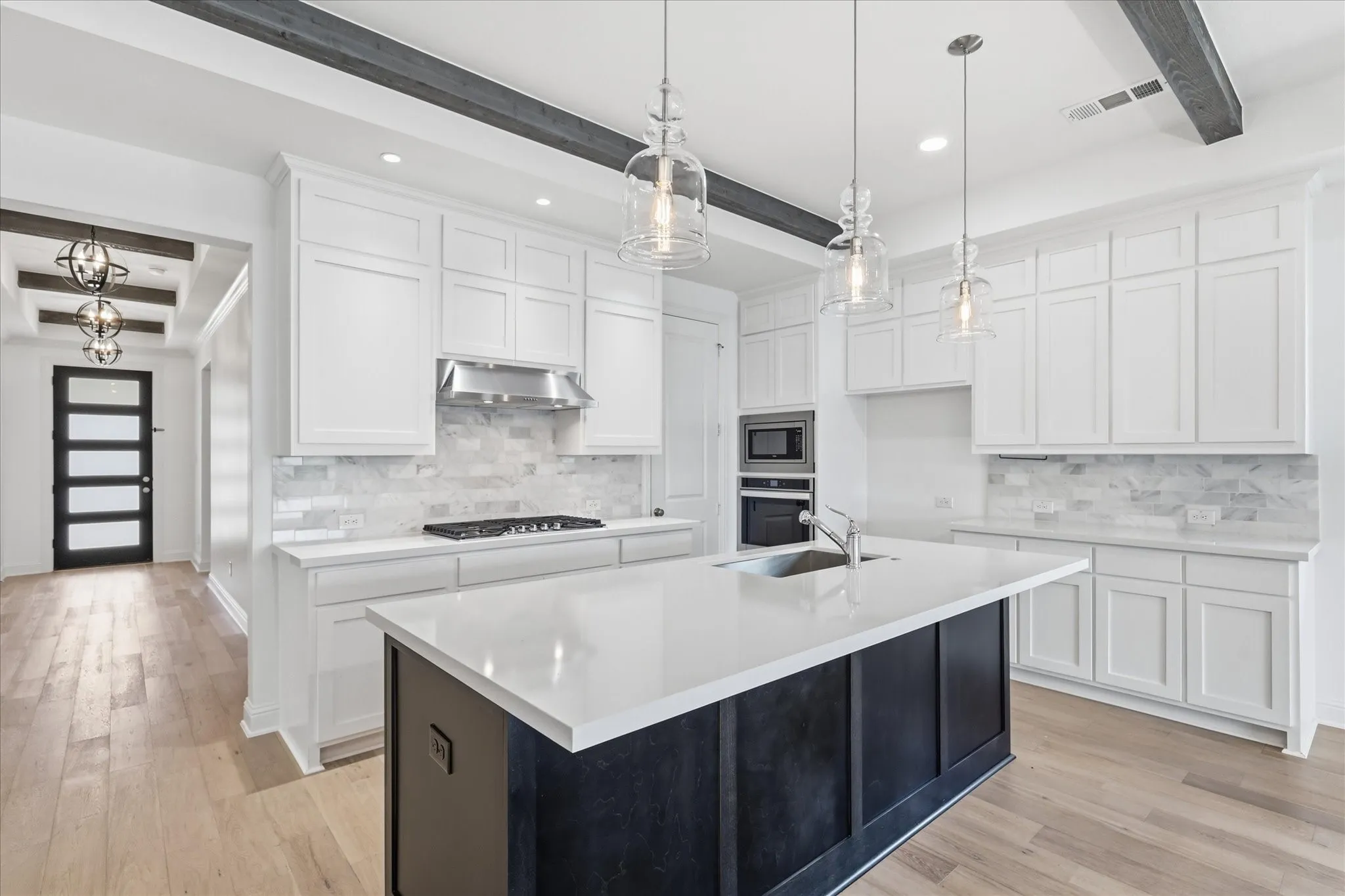 Single Family Residence For Sale in Denton County , 1517 Larson Lane, Denton, Texas 76210, 3 Bedroom, 2 Bathroom, 2 Garage spaces, 2,180 Sqft, built in 2022, mls#21333086, Real Estate Agent in Denton, Homes For Sale in Denton county, Homes For Sale in Denton, Realtor in Denton Texas, Real Estate Brokerage Independent Realty Texas, Luminita Cordes Realtor
