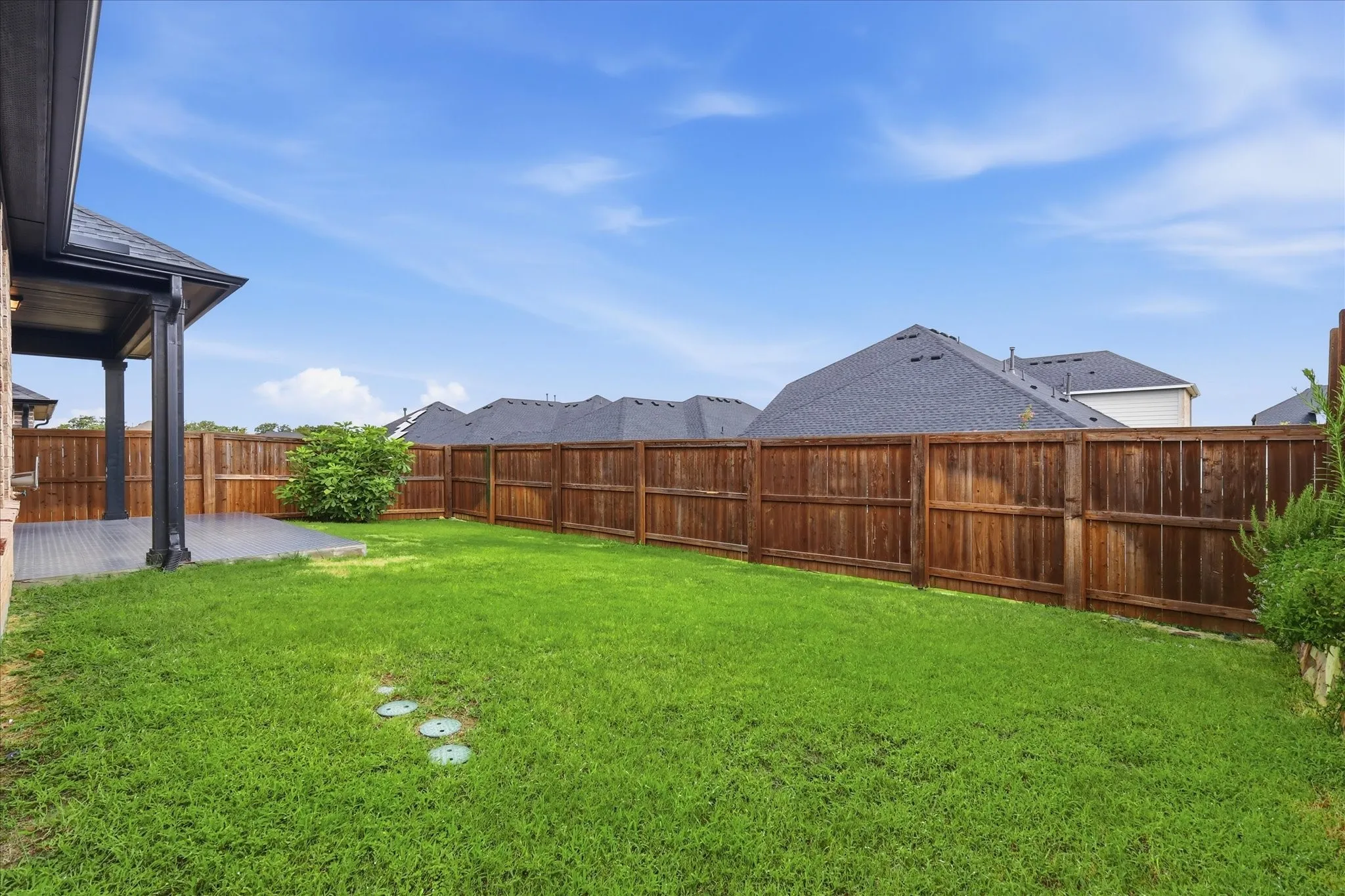 Single Family Residence For Sale in Denton County , 1517 Larson Lane, Denton, Texas 76210, 3 Bedroom, 2 Bathroom, 2 Garage spaces, 2,180 Sqft, built in 2022, mls#21333086, Real Estate Agent in Denton, Homes For Sale in Denton county, Homes For Sale in Denton, Realtor in Denton Texas, Real Estate Brokerage Independent Realty Texas, Luminita Cordes Realtor