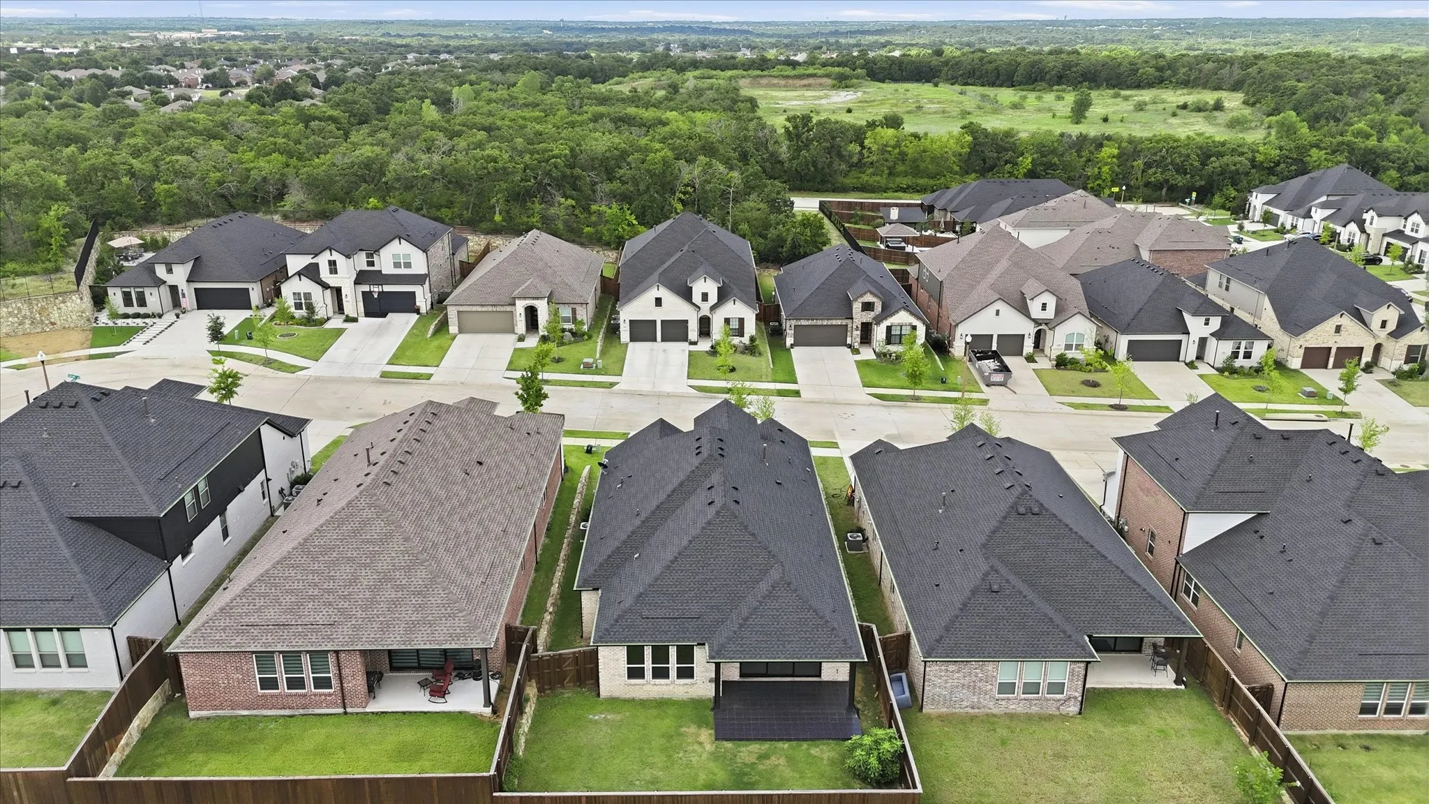 Single Family Residence For Sale in Denton County , 1517 Larson Lane, Denton, Texas 76210, 3 Bedroom, 2 Bathroom, 2 Garage spaces, 2,180 Sqft, built in 2022, mls#21333086, Real Estate Agent in Denton, Homes For Sale in Denton county, Homes For Sale in Denton, Realtor in Denton Texas, Real Estate Brokerage Independent Realty Texas, Luminita Cordes Realtor