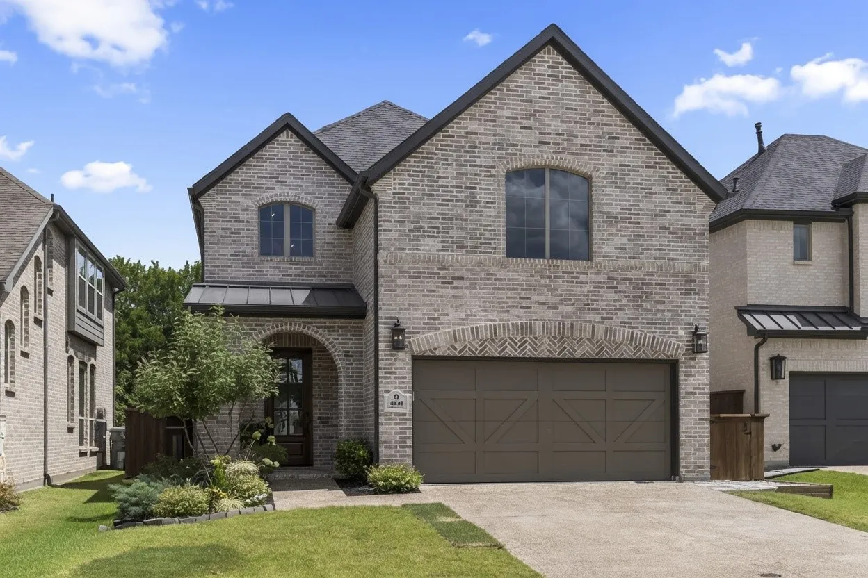 Single Family Residence For Sale in Denton County , 4840 Cumberland Circle, Carrollton, Texas 75010, 4 Bedroom, 3 Bathroom, 2 Garage spaces, 2,746 Sqft, built in 2022, mls#21327462, Real Estate Agent in Carrollton, Homes For Sale in Denton county, Homes For Sale in Carrollton, Realtor in Carrollton Texas, Real Estate Brokerage Independent Realty Texas, Luminita Cordes Realtor