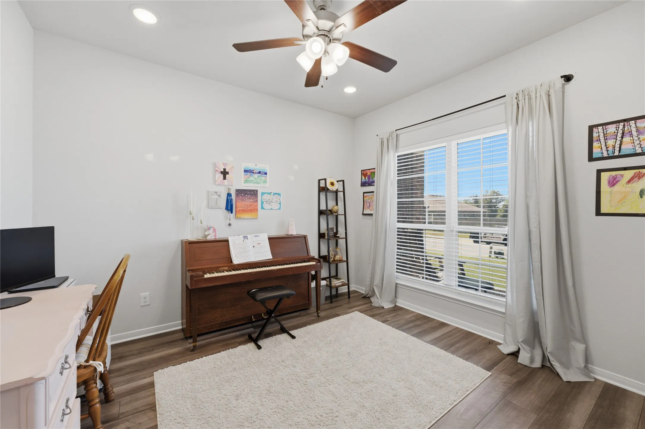 Single Family Residence For Sale in Bell County , 636 Friar Tuck Drive, Temple, Texas 76502, 3 Bedroom, 3 Bathroom, 2 Garage spaces, 2,875 Sqft, built in 2022, mls#21333148, Real Estate Agent in Temple, Homes For Sale in Bell county, Homes For Sale in Temple, Realtor in Temple Texas, Real Estate Brokerage Independent Realty Texas, Luminita Cordes Realtor