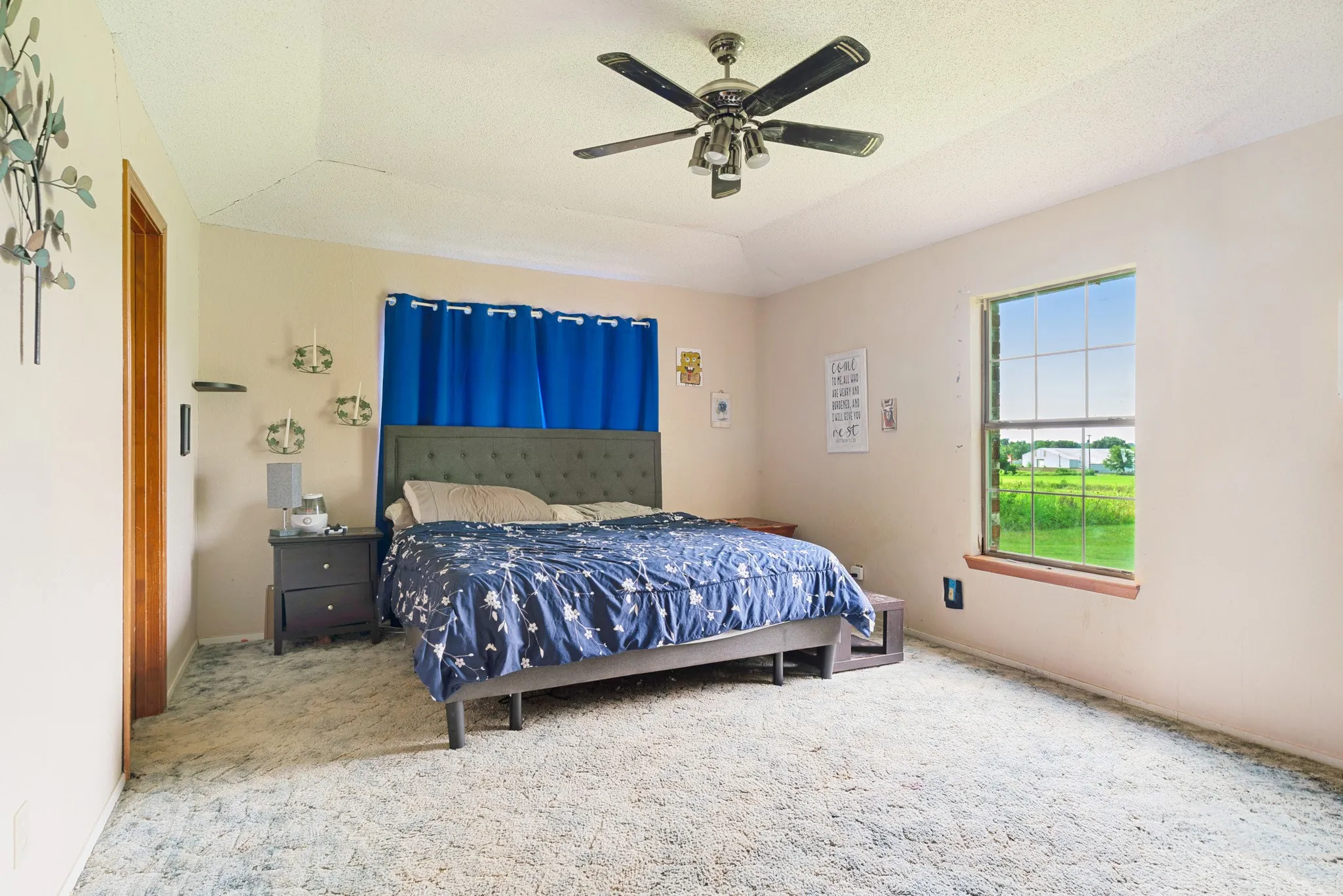 Single Family Residence For Sale in Lamar County , 2640 3 RD St SE, Paris, Texas 75460, 3 Bedrooms, 2 Bathrooms, 1 Garage spaces, 1,818 Sqft, built in 1993, Price $235,000, mls#21333173, Real Estate Agent in Paris, Homes For Sale in Lamar county, Homes For Sale in Paris, Realtor in Paris Texas, Real Estate Brokerage Independent Realty Texas, Luminita Cordes Realtor