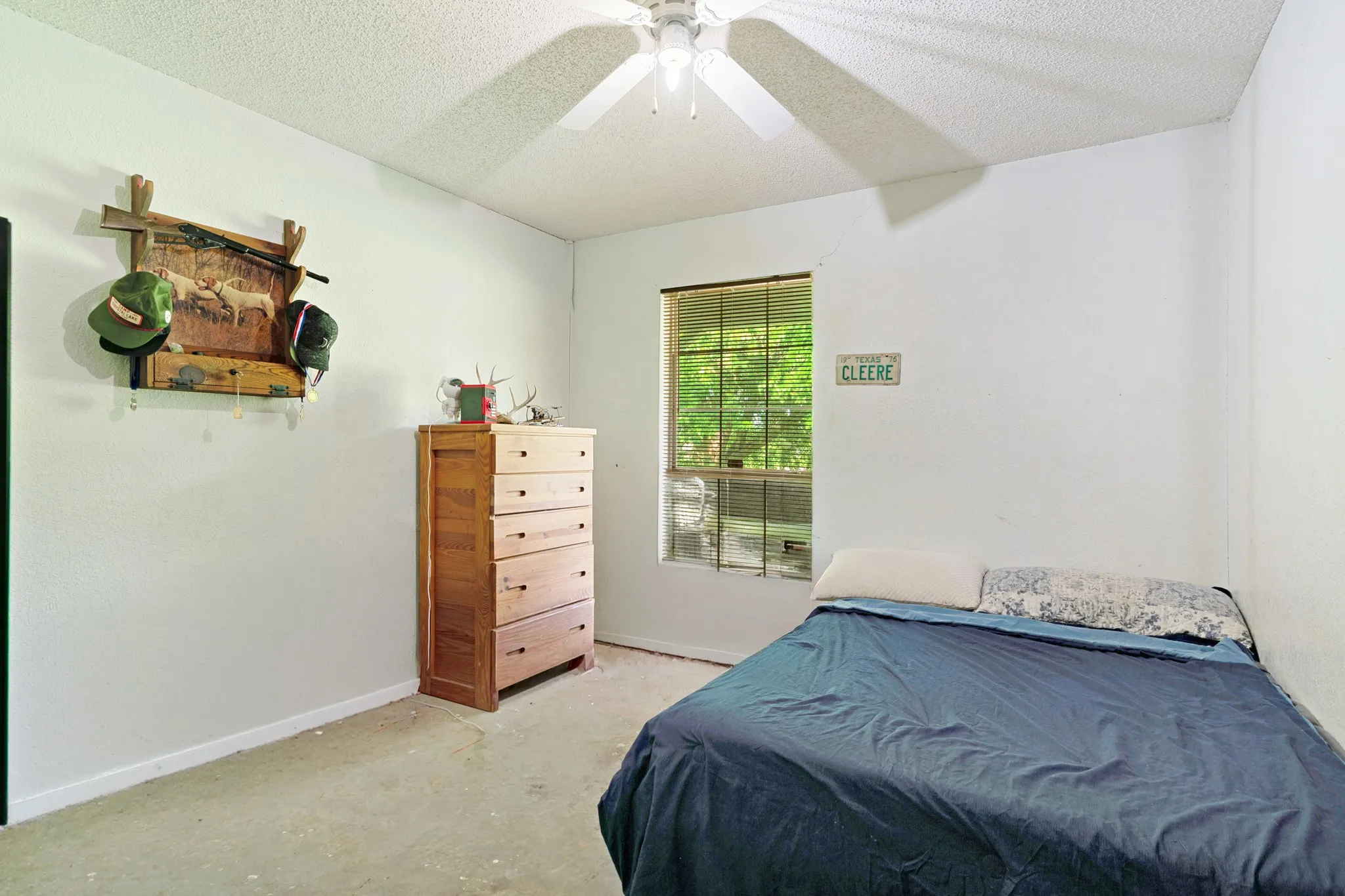 Single Family Residence For Sale in Lamar County , 2640 3 RD St SE, Paris, Texas 75460, 3 Bedrooms, 2 Bathrooms, 1 Garage spaces, 1,818 Sqft, built in 1993, Price $235,000, mls#21333173, Real Estate Agent in Paris, Homes For Sale in Lamar county, Homes For Sale in Paris, Realtor in Paris Texas, Real Estate Brokerage Independent Realty Texas, Luminita Cordes Realtor