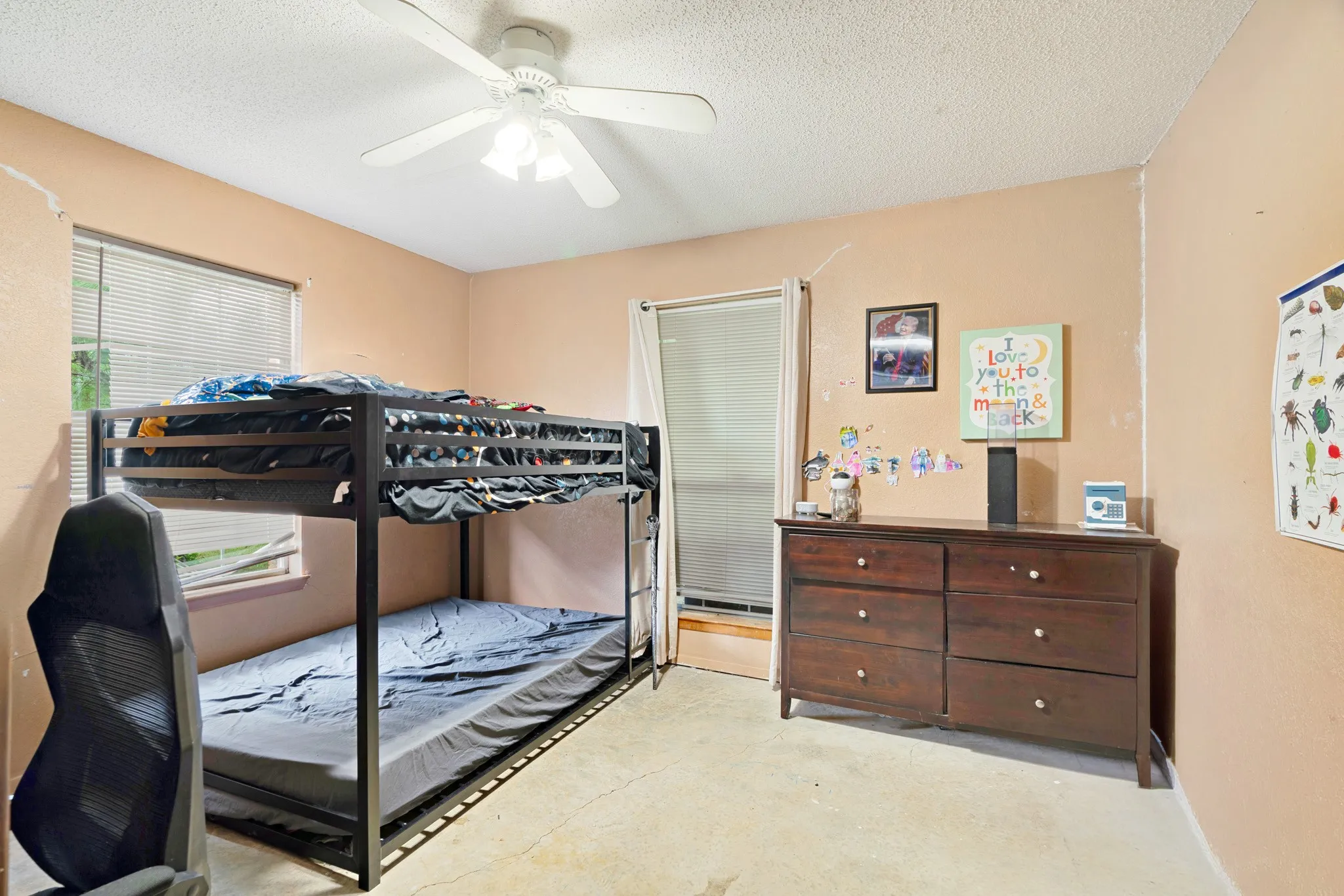 Single Family Residence For Sale in Lamar County , 2640 3 RD St SE, Paris, Texas 75460, 3 Bedrooms, 2 Bathrooms, 1 Garage spaces, 1,818 Sqft, built in 1993, Price $235,000, mls#21333173, Real Estate Agent in Paris, Homes For Sale in Lamar county, Homes For Sale in Paris, Realtor in Paris Texas, Real Estate Brokerage Independent Realty Texas, Luminita Cordes Realtor