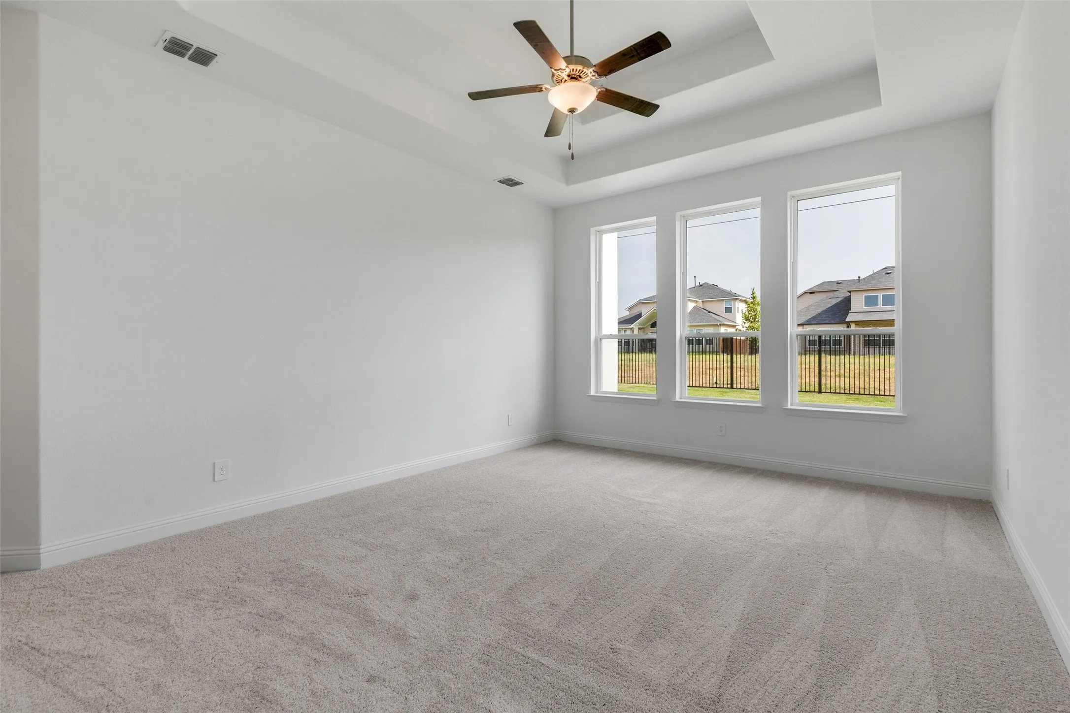 Single Family Residence For Rent in Collin County , 13056 Risen Star Road, Frisco, Texas 75035, 5 Bedroom, 5 Bathroom, 3 Garage spaces, 4,000 Sqft, built in 2022, mls#21315807, Real Estate Agent in Frisco, Homes For Rent in Collin county, Homes For Rent in Frisco, Realtor in Frisco Texas, Real Estate Brokerage Independent Realty Texas, Luminita Cordes Realtor