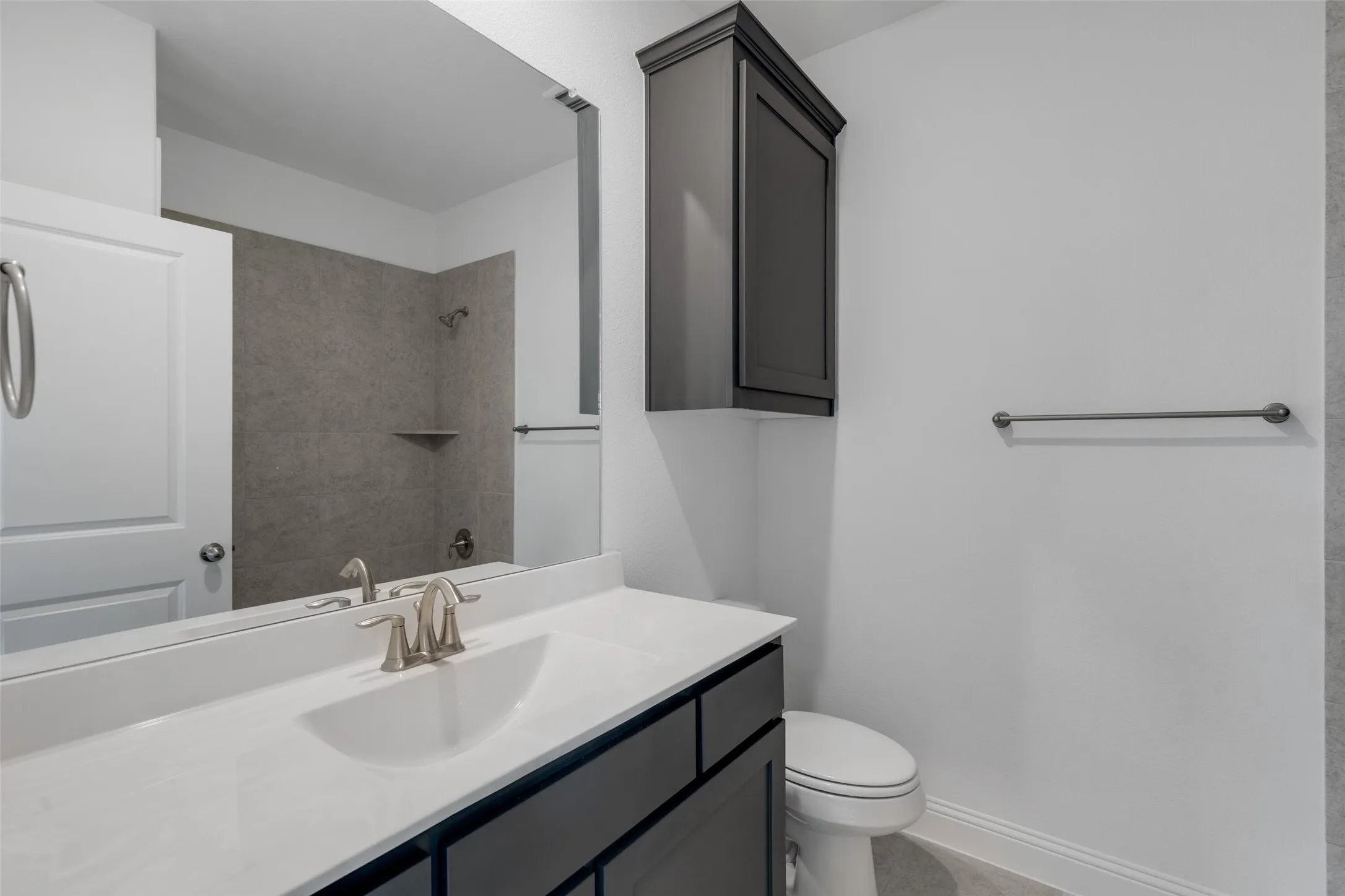 Single Family Residence For Rent in Collin County , 13056 Risen Star Road, Frisco, Texas 75035, 5 Bedroom, 5 Bathroom, 3 Garage spaces, 4,000 Sqft, built in 2022, mls#21315807, Real Estate Agent in Frisco, Homes For Rent in Collin county, Homes For Rent in Frisco, Realtor in Frisco Texas, Real Estate Brokerage Independent Realty Texas, Luminita Cordes Realtor