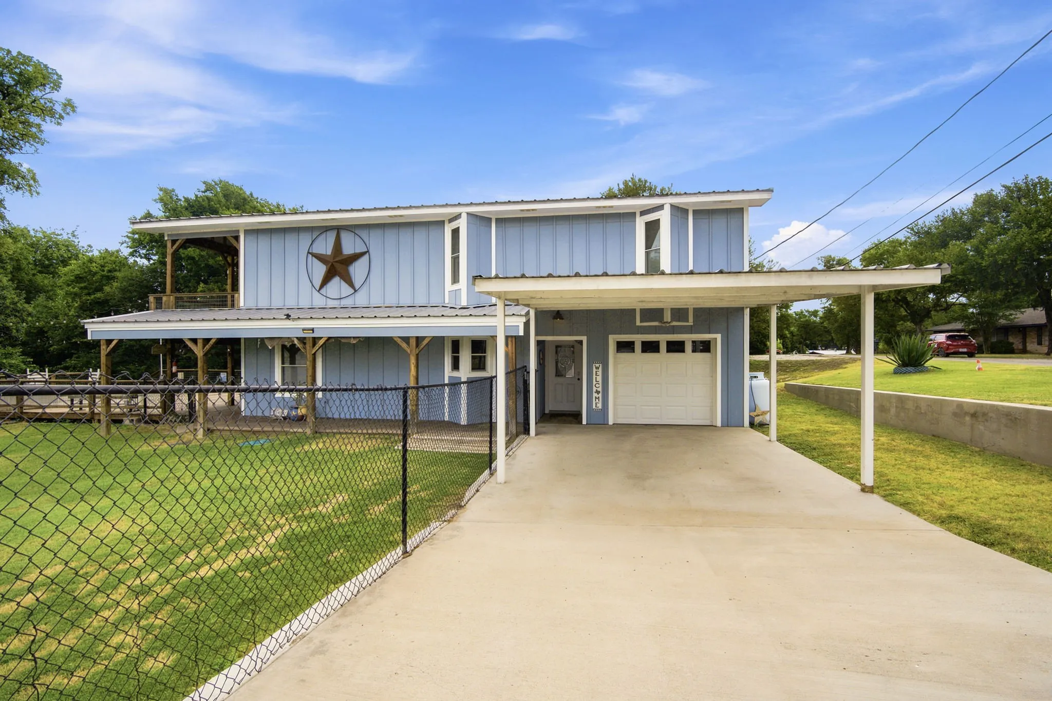 Single Family Residence For Sale in Hill County , 262 Mohon Drive, Whitney, Texas 76692, 5 Bedroom, 2 Bathroom, 2 Garage spaces, 2,144 Sqft, built in 1980, mls#21325537, Real Estate Agent in Whitney, Homes For Sale in Hill county, Homes For Sale in Whitney, Realtor in Whitney Texas, Real Estate Brokerage Independent Realty Texas, Luminita Cordes Realtor