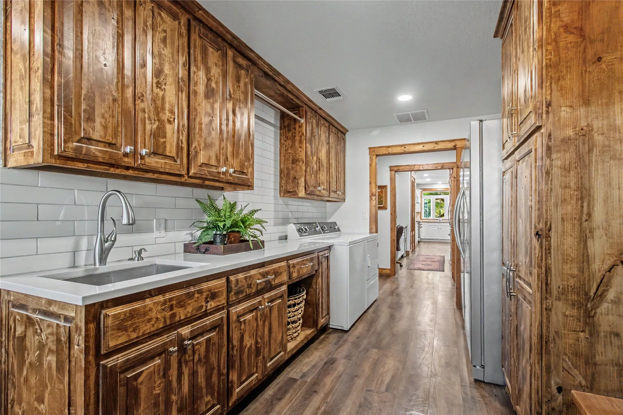Single Family Residence For Sale in Young County , 451 Rosser Ranch Road, Graham, Texas 76450, 4 Bedroom, 3 Bathroom, Garage spaces, 3,822 Sqft, built in 2010, mls#21256048, Real Estate Agent in Graham, Homes For Sale in Young county, Homes For Sale in Graham, Realtor in Graham Texas, Real Estate Brokerage Independent Realty Texas, Luminita Cordes Realtor