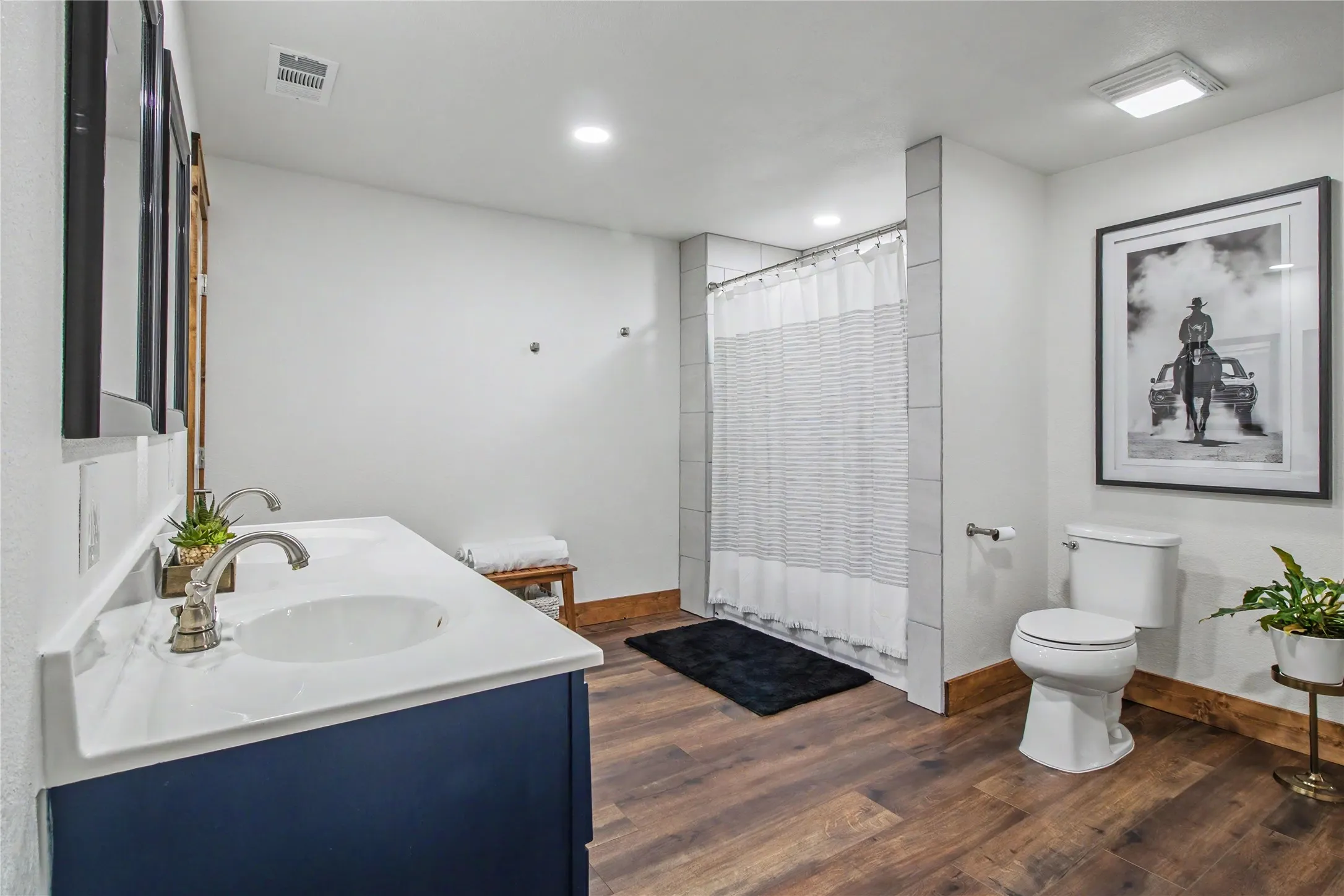 Single Family Residence For Sale in Young County , 451 Rosser Ranch Road, Graham, Texas 76450, 4 Bedroom, 3 Bathroom, Garage spaces, 3,822 Sqft, built in 2010, mls#21256048, Real Estate Agent in Graham, Homes For Sale in Young county, Homes For Sale in Graham, Realtor in Graham Texas, Real Estate Brokerage Independent Realty Texas, Luminita Cordes Realtor