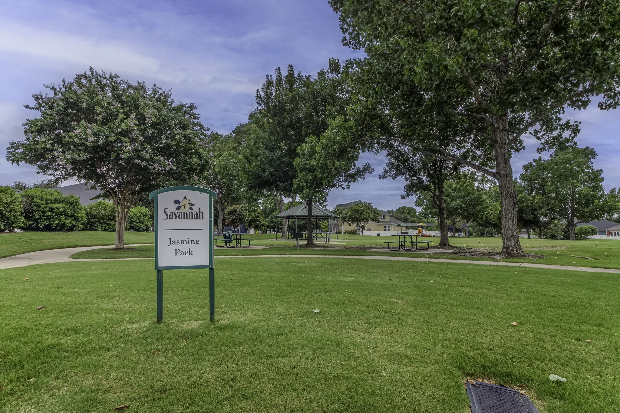 Single Family Residence For Sale in Denton County , 1609 Jasmine Trail, Savannah, Texas 76227, 3 Bedroom, 2 Bathroom, 2 Garage spaces, 1,350 Sqft, built in 2005, mls#21333090, Real Estate Agent in Savannah, Homes For Sale in Denton county, Homes For Sale in Savannah, Realtor in Savannah Texas, Real Estate Brokerage Independent Realty Texas, Luminita Cordes Realtor