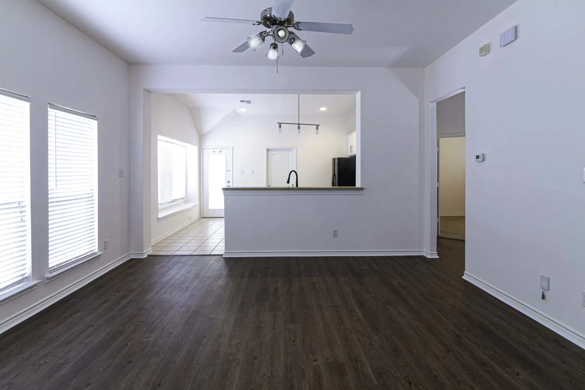 Single Family Residence For Sale in Denton County , 1609 Jasmine Trail, Savannah, Texas 76227, 3 Bedroom, 2 Bathroom, 2 Garage spaces, 1,350 Sqft, built in 2005, mls#21333090, Real Estate Agent in Savannah, Homes For Sale in Denton county, Homes For Sale in Savannah, Realtor in Savannah Texas, Real Estate Brokerage Independent Realty Texas, Luminita Cordes Realtor