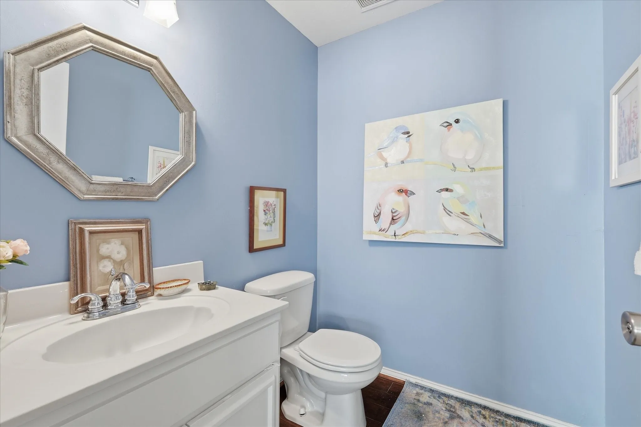 Condominium For Sale in Tarrant County , 4415 S Bellaire Drive S 202S, Fort Worth, Texas 76109, 2 Bedroom, 2 Bathroom, Garage spaces, 1,179 Sqft, built in 1972, mls#21327635, Real Estate Agent in Fort Worth, Homes For Sale in Tarrant county, Homes For Sale in Fort Worth, Realtor in Fort Worth Texas, Real Estate Brokerage Independent Realty Texas, Luminita Cordes Realtor