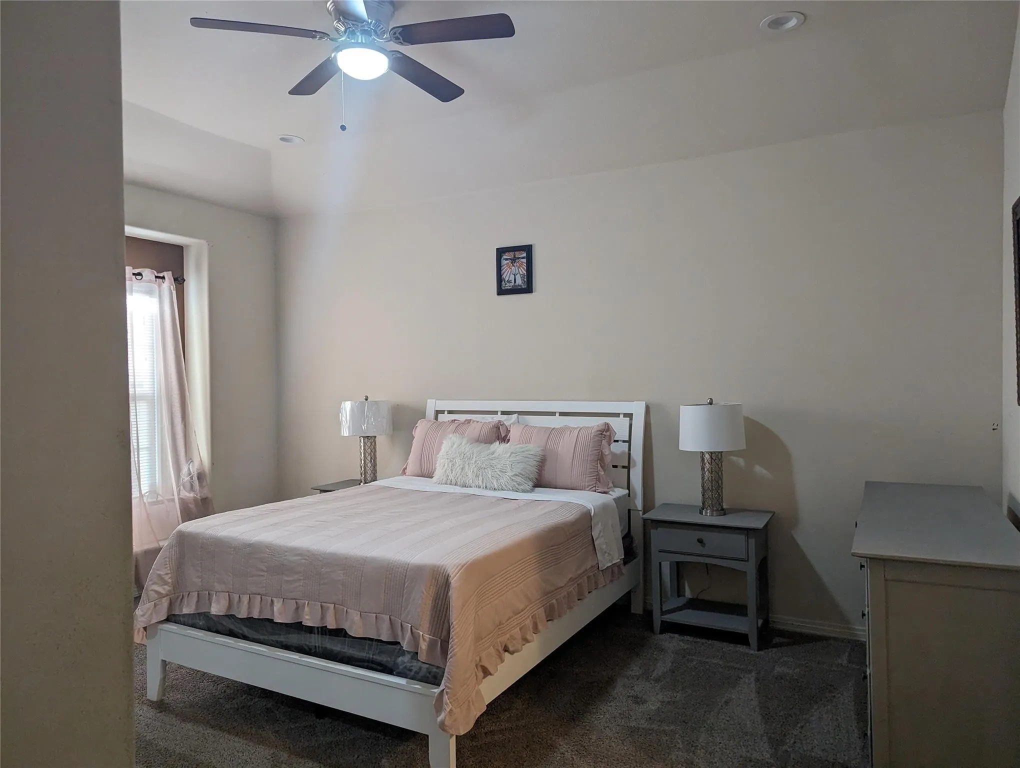 Single Family Residence For Sale in Dallas County , 2715 Britton Avenue, Dallas, Texas 75216, 4 Bedrooms, 2 Bathrooms, Garage spaces, 1,650 Sqft, built in 1997, Price $329,900, mls#21333214, Real Estate Agent in Dallas, Homes For Sale in Dallas county, Homes For Sale in Dallas, Realtor in Dallas Texas, Real Estate Brokerage Independent Realty Texas, Luminita Cordes Realtor
