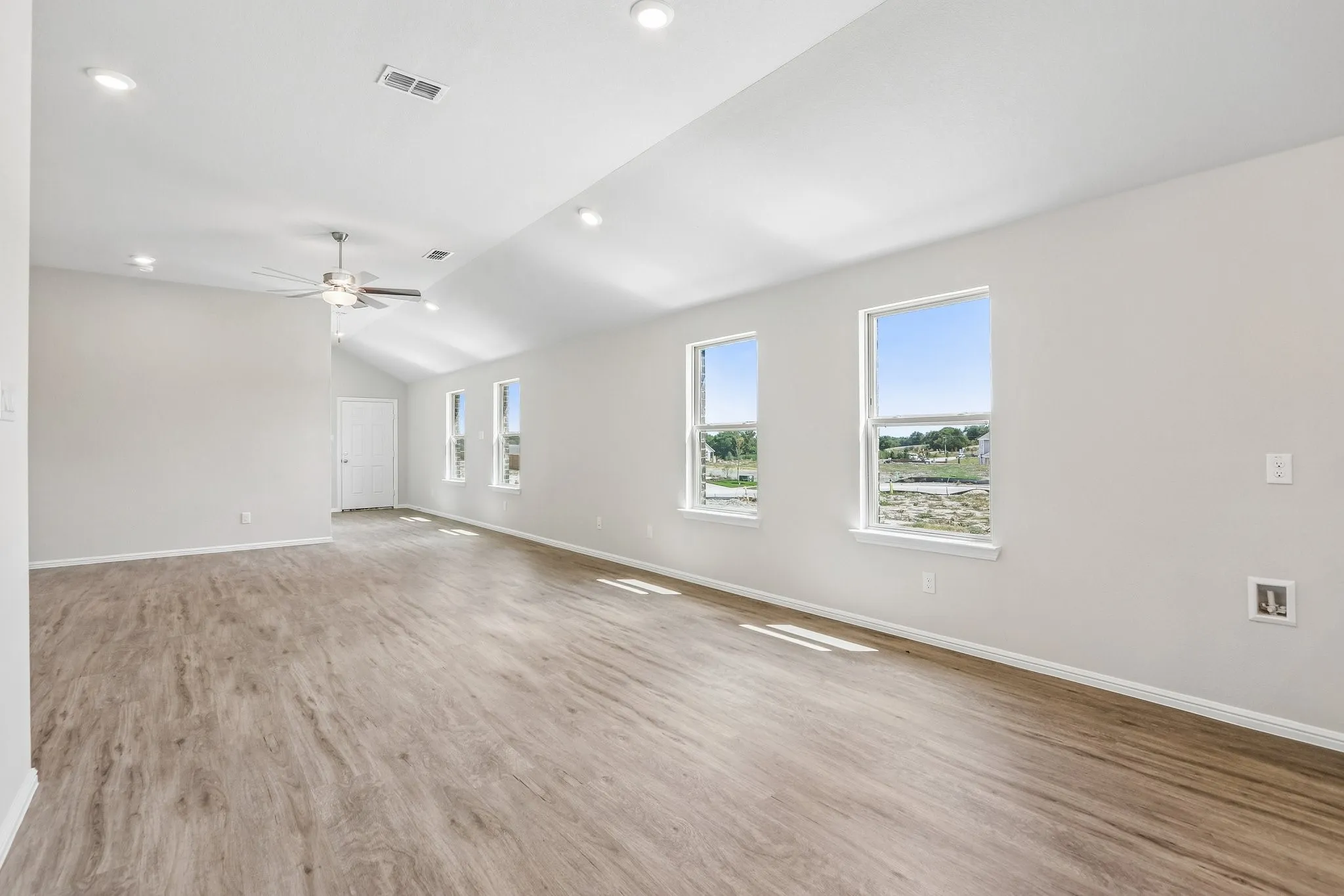 Single Family Residence For Sale in Grayson County , 1276 Wild Cherry Way, Van Alstyne, Texas 75495, 3 Bedroom, 2 Bathroom, 2 Garage spaces, 1,571 Sqft, built in 2026, mls#21327541, Real Estate Agent in Van Alstyne, Homes For Sale in Grayson county, Homes For Sale in Van Alstyne, Realtor in Van Alstyne Texas, Real Estate Brokerage Independent Realty Texas, Luminita Cordes Realtor