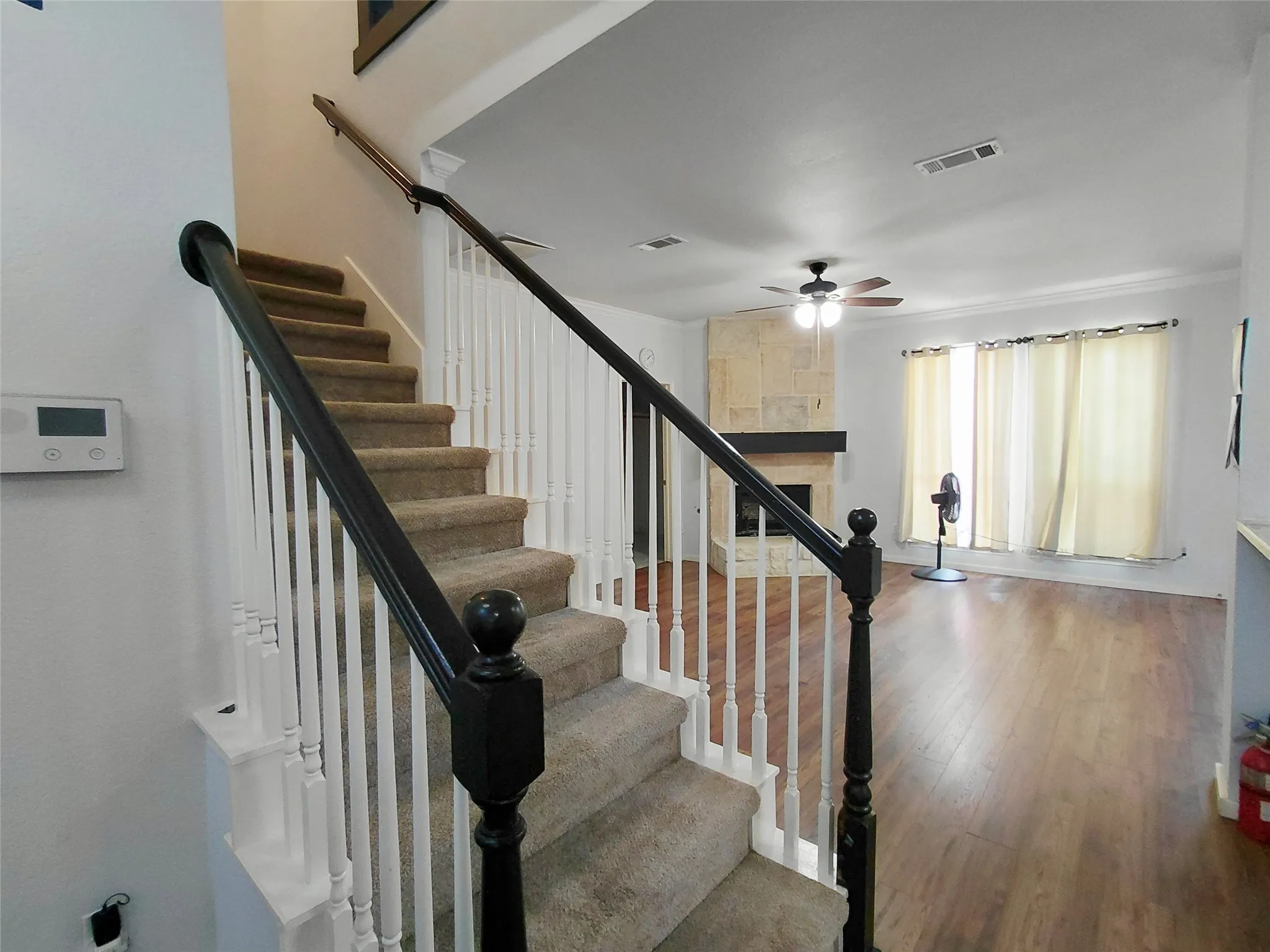 Single Family Residence For Sale in Denton County , 3613 Stockton Drive, Carrollton, Texas 75010, 4 Bedroom, 3 Bathroom, 2 Garage spaces, 2,367 Sqft, built in 1996, mls#21333220, Real Estate Agent in Carrollton, Homes For Sale in Denton county, Homes For Sale in Carrollton, Realtor in Carrollton Texas, Real Estate Brokerage Independent Realty Texas, Luminita Cordes Realtor