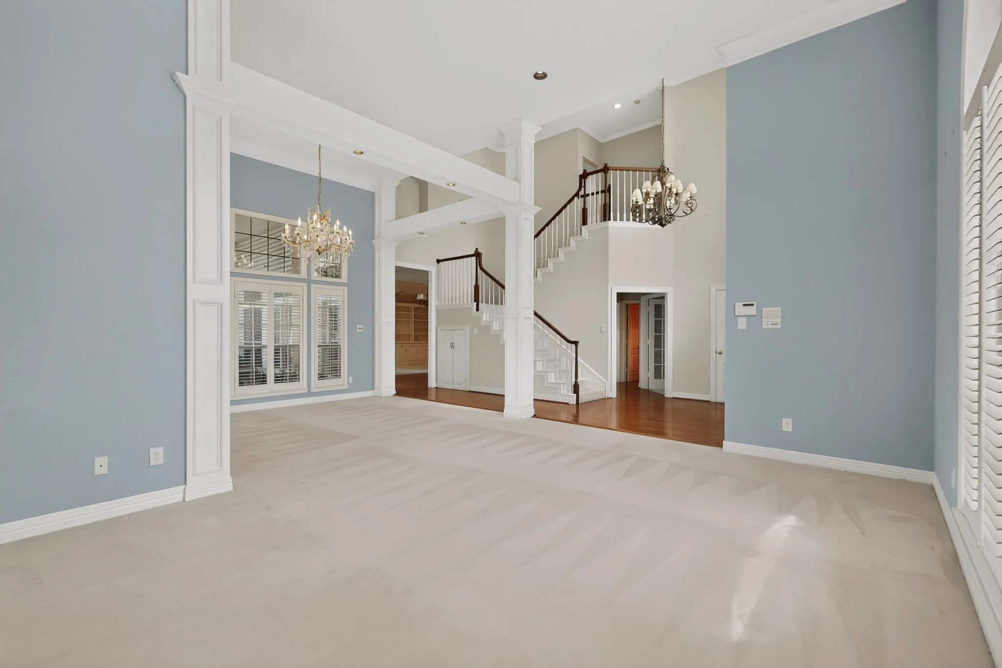Single Family Residence For Sale in Collin County , 5434 Preston Fairways Circle, Dallas, Texas 75252, 4 Bedroom, 3 Bathroom, 2 Garage spaces, 3,249 Sqft, built in 1991, mls#21322460, Real Estate Agent in Dallas, Homes For Sale in Collin county, Homes For Sale in Dallas, Realtor in Dallas Texas, Real Estate Brokerage Independent Realty Texas, Luminita Cordes Realtor