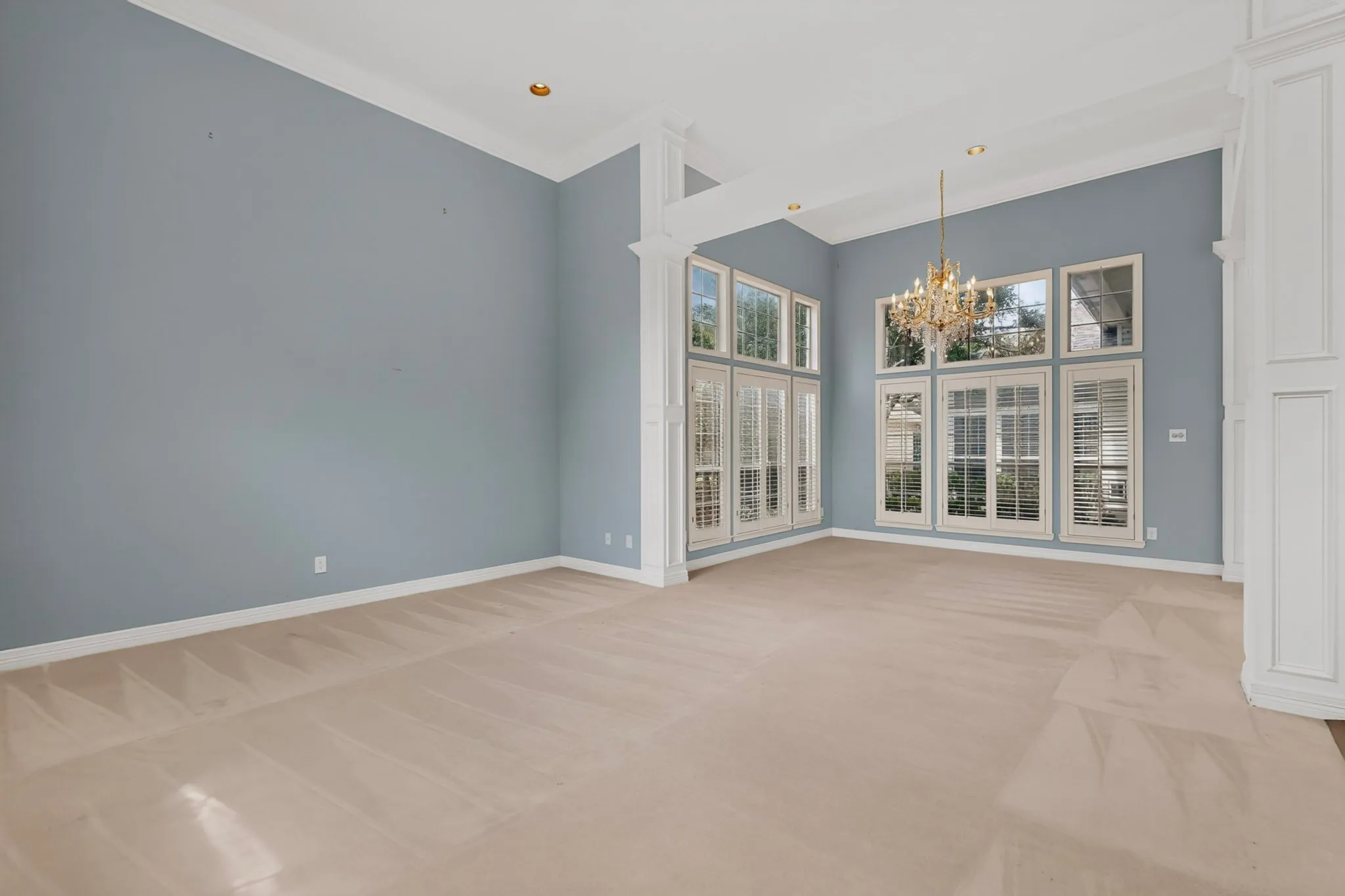 Single Family Residence For Sale in Collin County , 5434 Preston Fairways Circle, Dallas, Texas 75252, 4 Bedroom, 3 Bathroom, 2 Garage spaces, 3,249 Sqft, built in 1991, mls#21322460, Real Estate Agent in Dallas, Homes For Sale in Collin county, Homes For Sale in Dallas, Realtor in Dallas Texas, Real Estate Brokerage Independent Realty Texas, Luminita Cordes Realtor