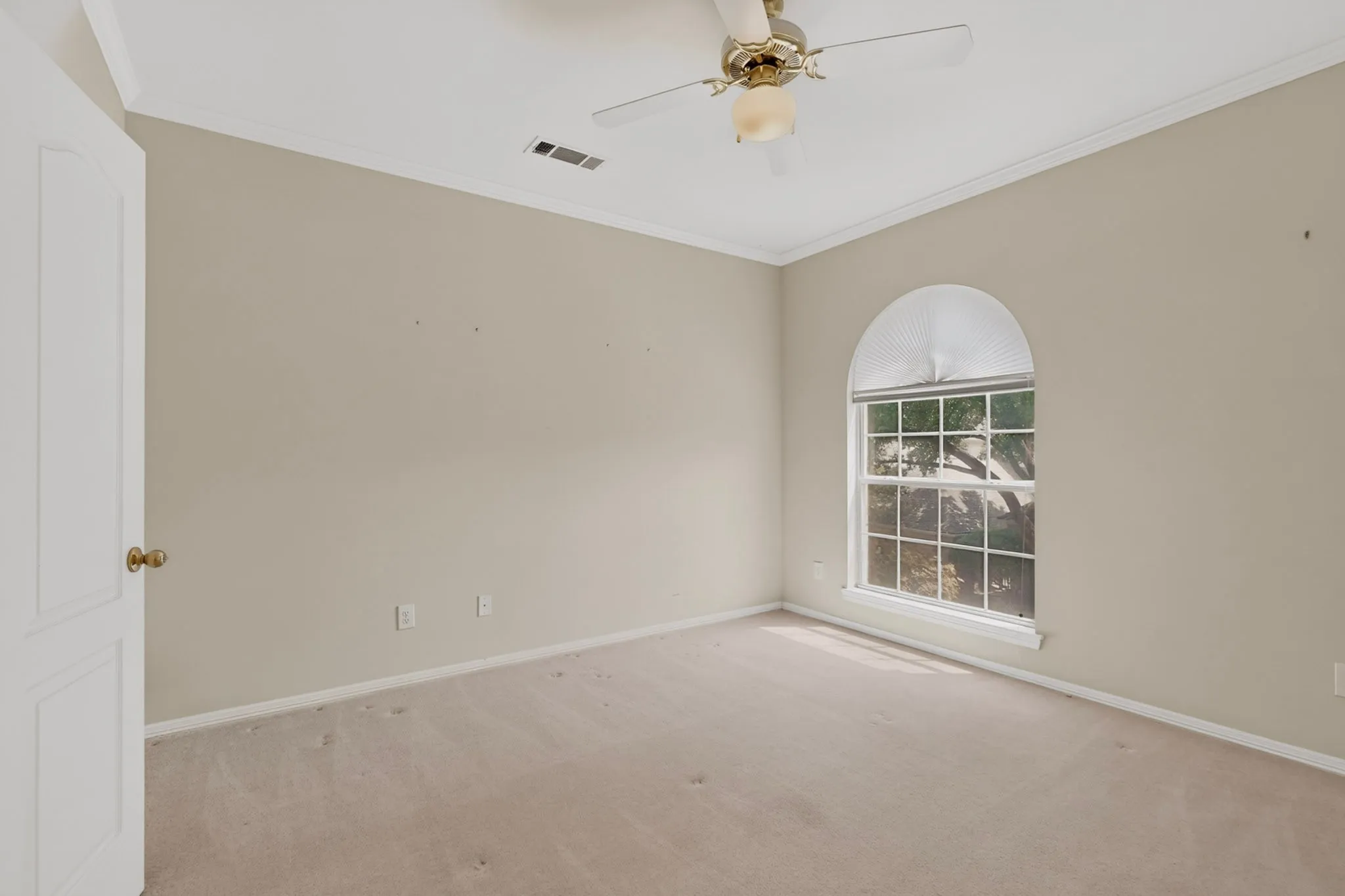 Single Family Residence For Sale in Collin County , 5434 Preston Fairways Circle, Dallas, Texas 75252, 4 Bedroom, 3 Bathroom, 2 Garage spaces, 3,249 Sqft, built in 1991, mls#21322460, Real Estate Agent in Dallas, Homes For Sale in Collin county, Homes For Sale in Dallas, Realtor in Dallas Texas, Real Estate Brokerage Independent Realty Texas, Luminita Cordes Realtor