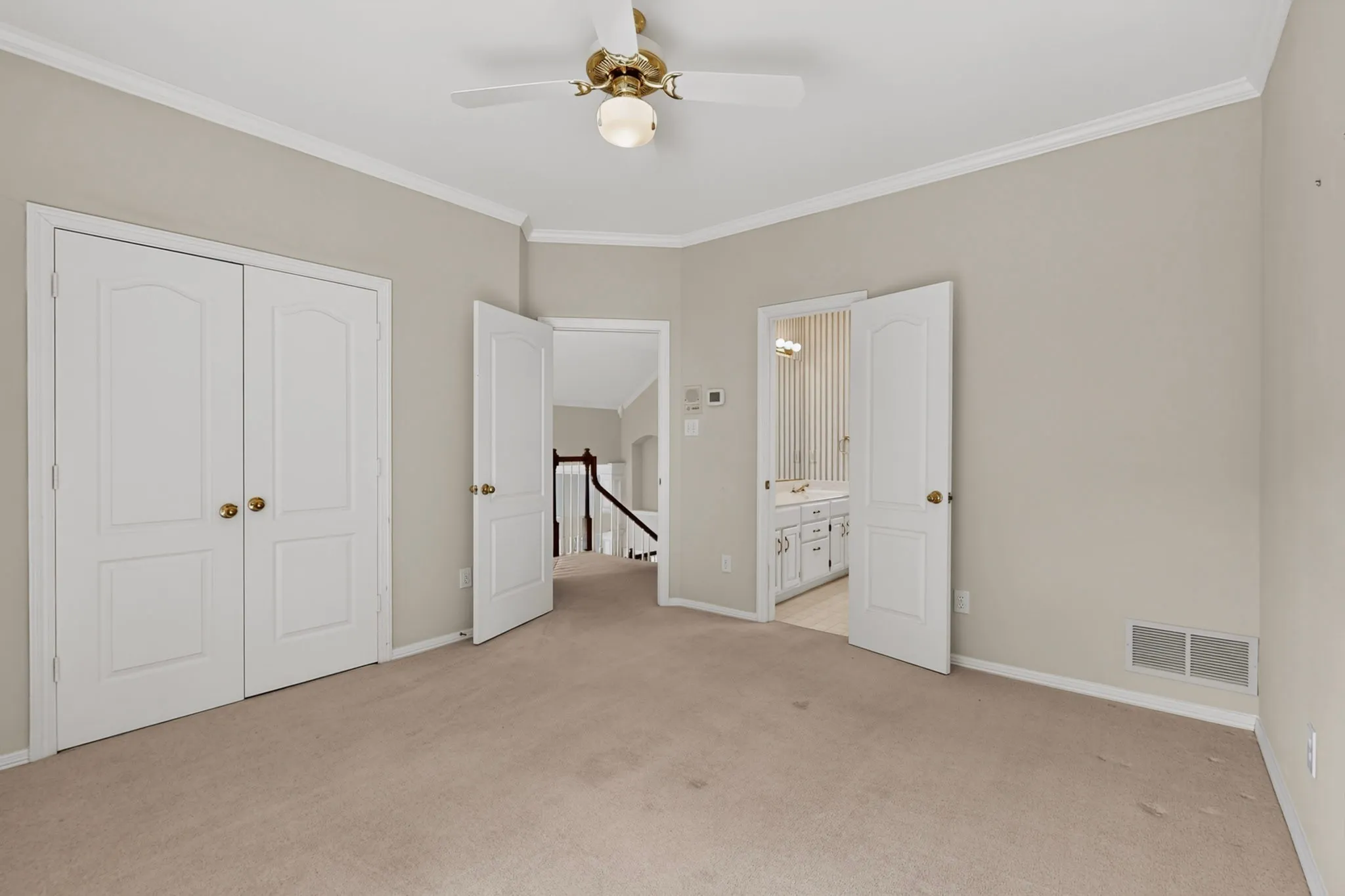 Single Family Residence For Sale in Collin County , 5434 Preston Fairways Circle, Dallas, Texas 75252, 4 Bedroom, 3 Bathroom, 2 Garage spaces, 3,249 Sqft, built in 1991, mls#21322460, Real Estate Agent in Dallas, Homes For Sale in Collin county, Homes For Sale in Dallas, Realtor in Dallas Texas, Real Estate Brokerage Independent Realty Texas, Luminita Cordes Realtor