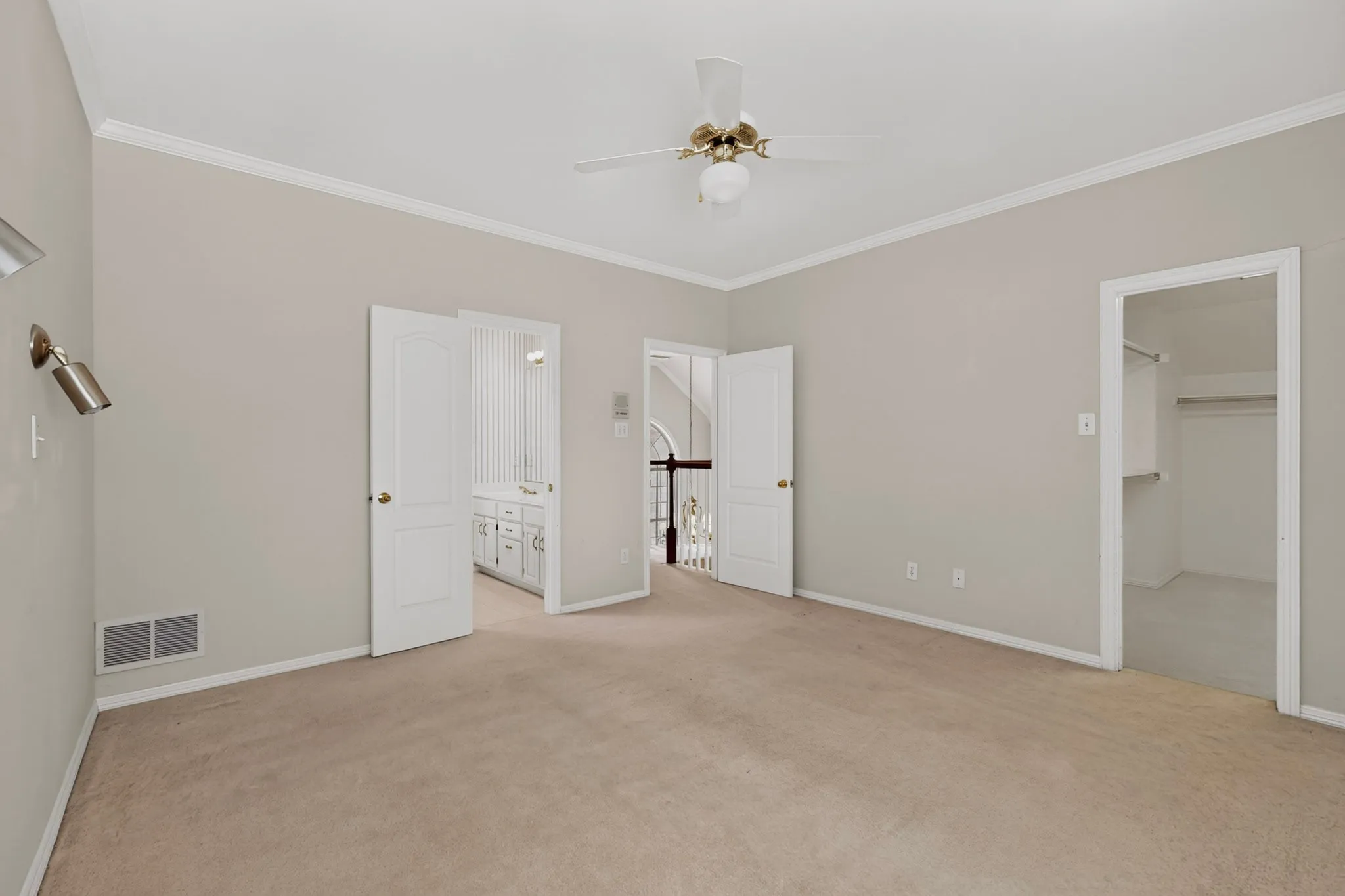 Single Family Residence For Sale in Collin County , 5434 Preston Fairways Circle, Dallas, Texas 75252, 4 Bedroom, 3 Bathroom, 2 Garage spaces, 3,249 Sqft, built in 1991, mls#21322460, Real Estate Agent in Dallas, Homes For Sale in Collin county, Homes For Sale in Dallas, Realtor in Dallas Texas, Real Estate Brokerage Independent Realty Texas, Luminita Cordes Realtor