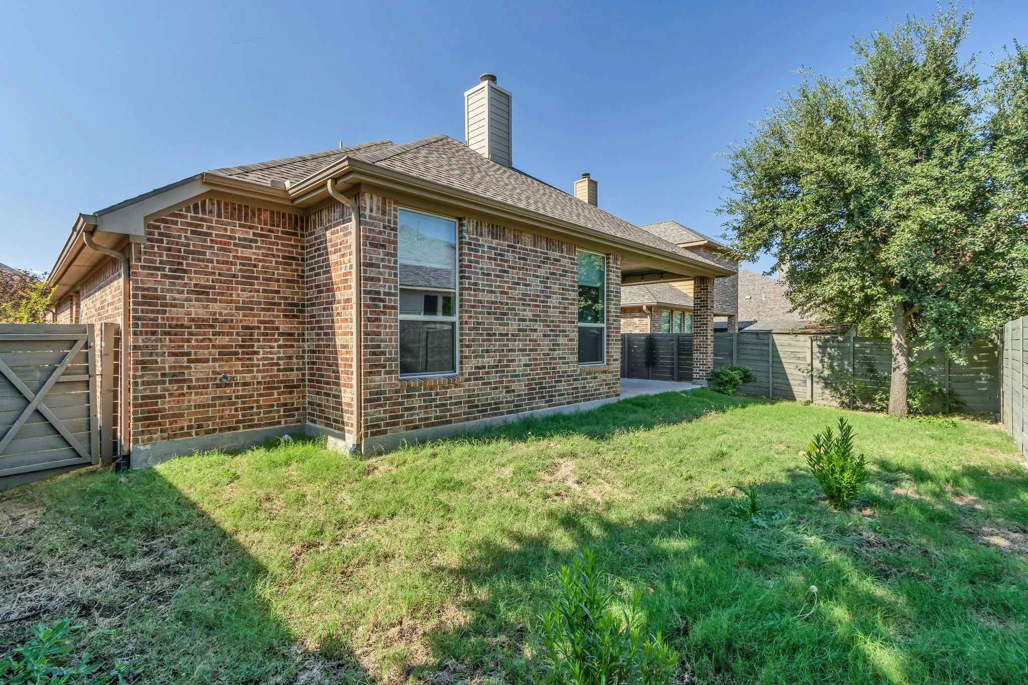 Single Family Residence For Rent in Denton County , 120 Lilypad Bend, Argyle, Texas 76226, 3 Bedroom, 3 Bathroom, 2 Garage spaces, 2,289 Sqft, built in 2013, mls#21333256, Real Estate Agent in Argyle, Homes For Rent in Denton county, Homes For Rent in Argyle, Realtor in Argyle Texas, Real Estate Brokerage Independent Realty Texas, Luminita Cordes Realtor