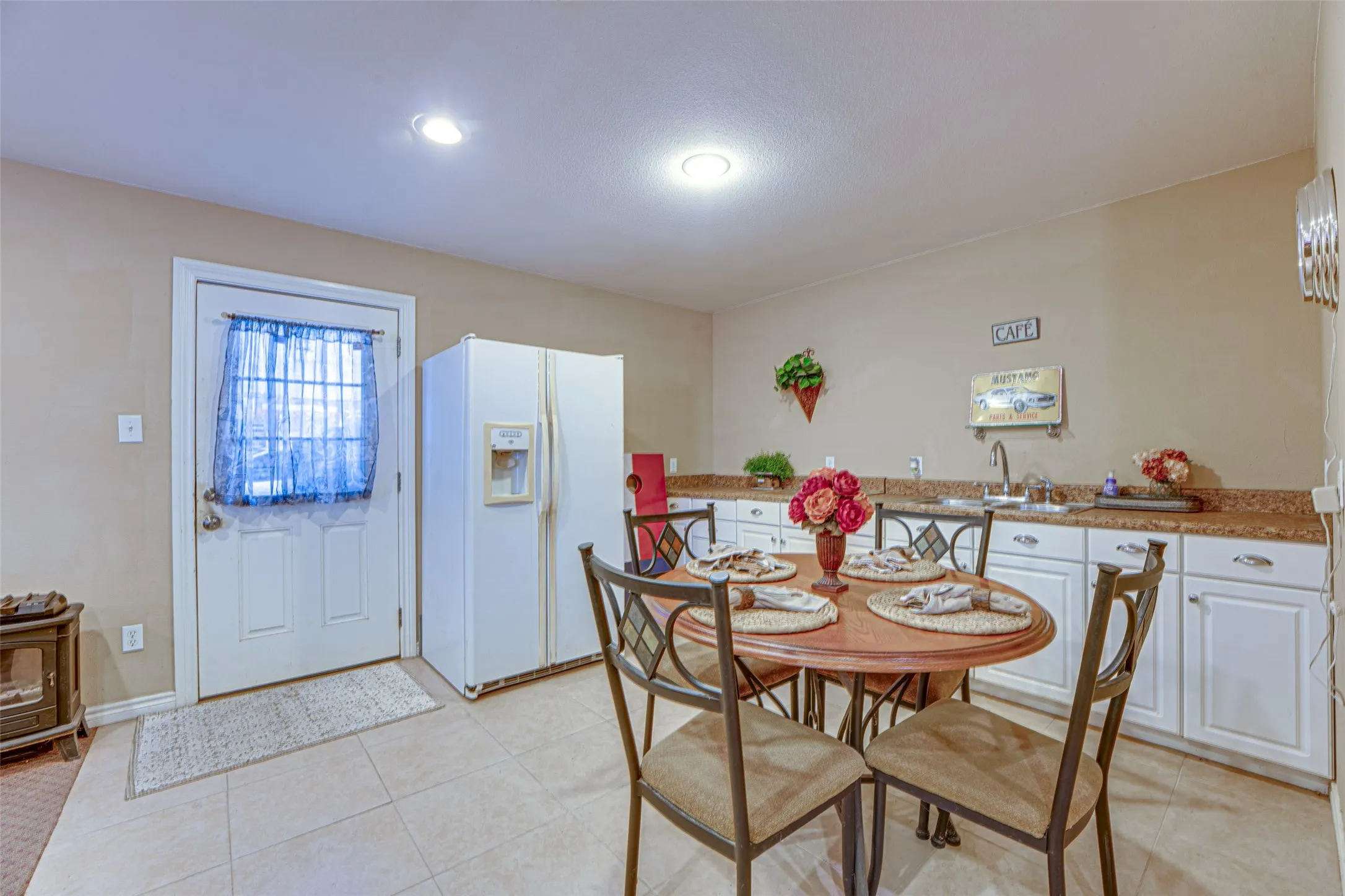 Single Family Residence For Sale in Rockwall County , 1155 Boase Way, Royse City, Texas 75189, 3 Bedroom, 3 Bathroom, 4 Garage spaces, 2,340 Sqft, built in 2005, mls#21332573, Real Estate Agent in Royse City, Homes For Sale in Rockwall county, Homes For Sale in Royse City, Realtor in Royse City Texas, Real Estate Brokerage Independent Realty Texas, Luminita Cordes Realtor