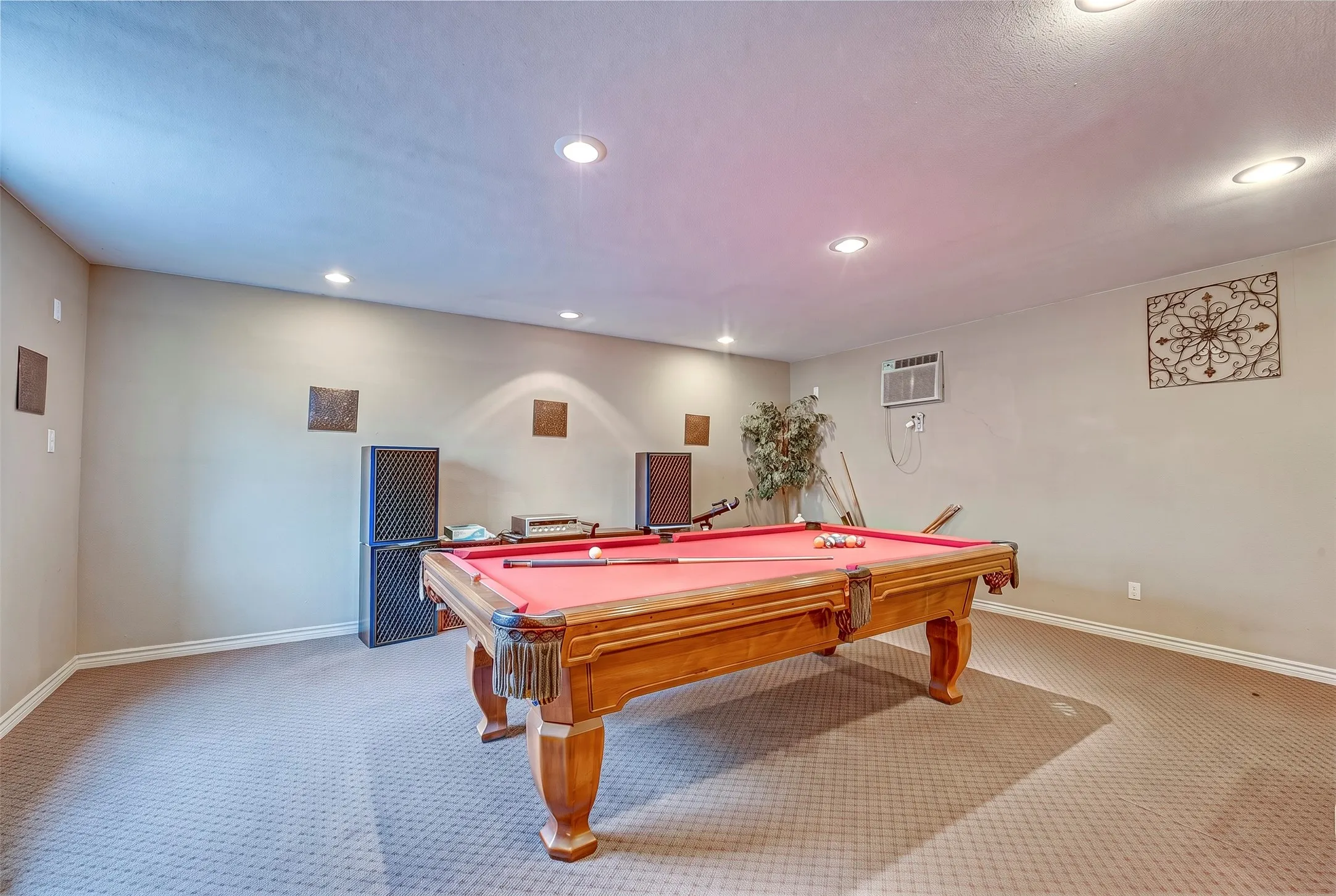 Single Family Residence For Sale in Rockwall County , 1155 Boase Way, Royse City, Texas 75189, 3 Bedroom, 3 Bathroom, 4 Garage spaces, 2,340 Sqft, built in 2005, mls#21332573, Real Estate Agent in Royse City, Homes For Sale in Rockwall county, Homes For Sale in Royse City, Realtor in Royse City Texas, Real Estate Brokerage Independent Realty Texas, Luminita Cordes Realtor