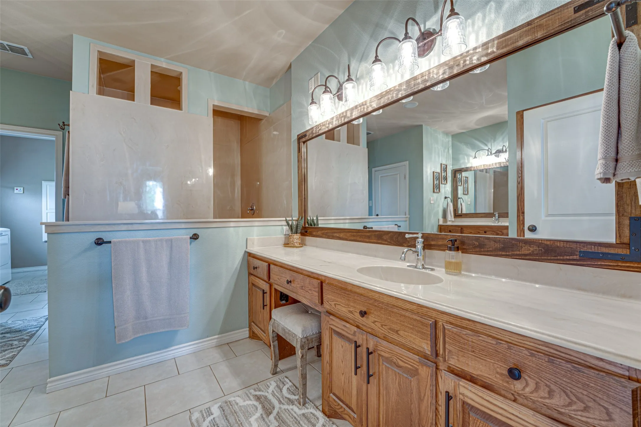 Single Family Residence For Sale in Rockwall County , 1155 Boase Way, Royse City, Texas 75189, 3 Bedroom, 3 Bathroom, 4 Garage spaces, 2,340 Sqft, built in 2005, mls#21332573, Real Estate Agent in Royse City, Homes For Sale in Rockwall county, Homes For Sale in Royse City, Realtor in Royse City Texas, Real Estate Brokerage Independent Realty Texas, Luminita Cordes Realtor