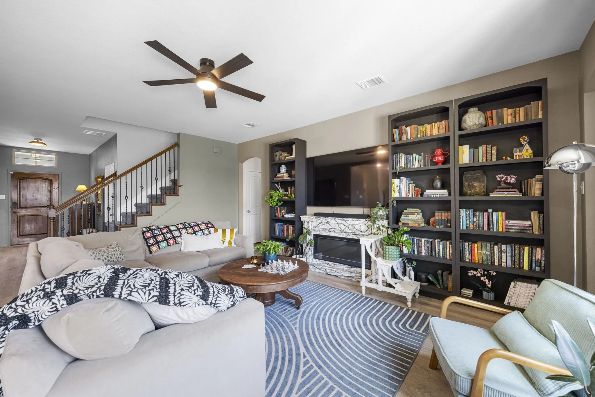 Single Family Residence For Sale in Bell County , 5030 Dickinson Loop, Belton, Texas 76513, 6 Bedrooms, 4 Bathrooms, 2 Garage spaces, 3,324 Sqft, built in 2019, Price $489,900, mls#21333243, Real Estate Agent in Belton, Homes For Sale in Bell county, Homes For Sale in Belton, Realtor in Belton Texas, Real Estate Brokerage Independent Realty Texas, Luminita Cordes Realtor