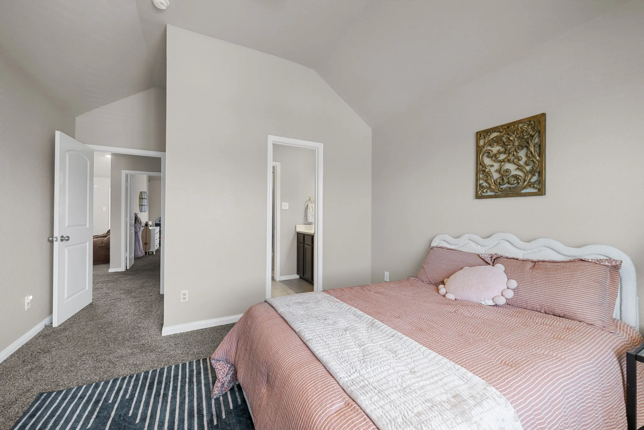 Single Family Residence For Sale in Bell County , 5030 Dickinson Loop, Belton, Texas 76513, 6 Bedrooms, 4 Bathrooms, 2 Garage spaces, 3,324 Sqft, built in 2019, Price $489,900, mls#21333243, Real Estate Agent in Belton, Homes For Sale in Bell county, Homes For Sale in Belton, Realtor in Belton Texas, Real Estate Brokerage Independent Realty Texas, Luminita Cordes Realtor
