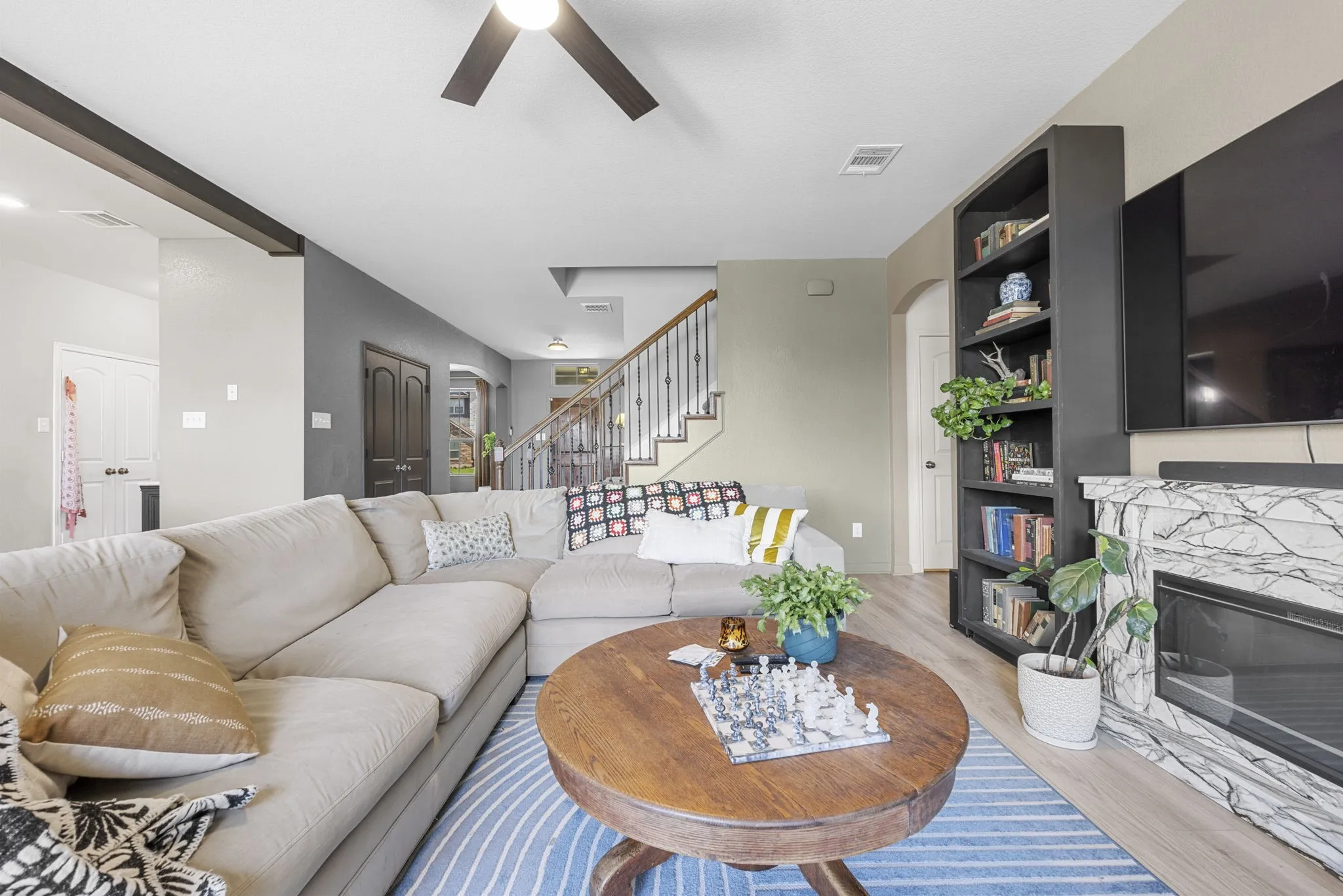 Single Family Residence For Sale in Bell County , 5030 Dickinson Loop, Belton, Texas 76513, 6 Bedrooms, 4 Bathrooms, 2 Garage spaces, 3,324 Sqft, built in 2019, Price $489,900, mls#21333243, Real Estate Agent in Belton, Homes For Sale in Bell county, Homes For Sale in Belton, Realtor in Belton Texas, Real Estate Brokerage Independent Realty Texas, Luminita Cordes Realtor