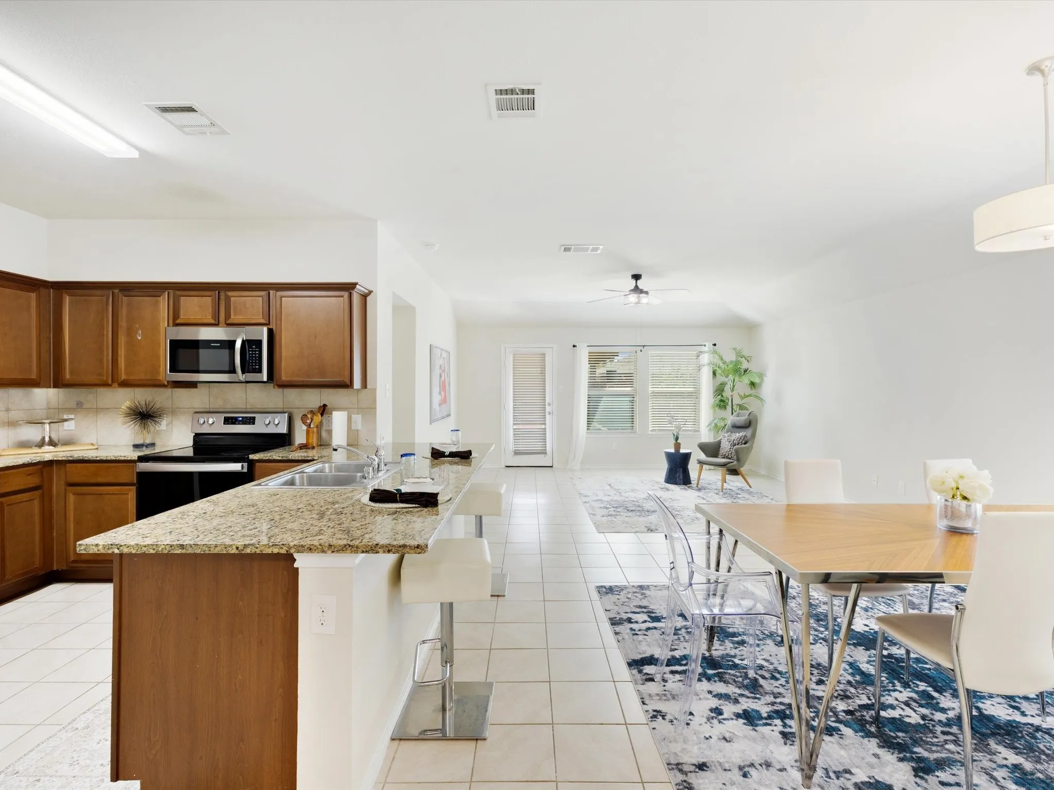 Single Family Residence For Sale in Kaufman County , 2307 Pontotoc Drive, Forney, Texas 75126, 4 Bedroom, 2 Bathroom, 2 Garage spaces, 2,046 Sqft, built in 2018, mls#21333014, Real Estate Agent in Forney, Homes For Sale in Kaufman county, Homes For Sale in Forney, Realtor in Forney Texas, Real Estate Brokerage Independent Realty Texas, Luminita Cordes Realtor