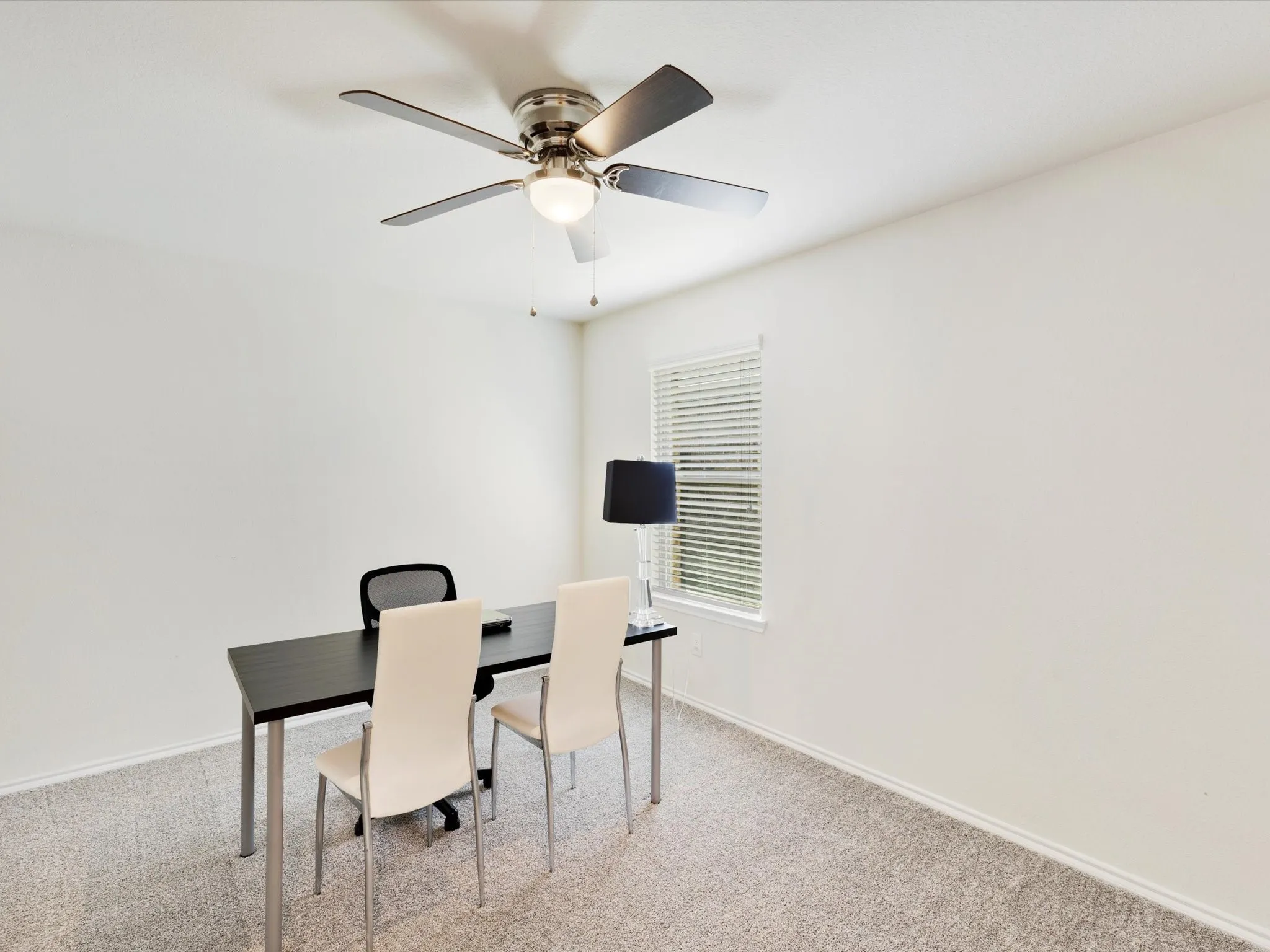 Single Family Residence For Sale in Kaufman County , 2307 Pontotoc Drive, Forney, Texas 75126, 4 Bedroom, 2 Bathroom, 2 Garage spaces, 2,046 Sqft, built in 2018, mls#21333014, Real Estate Agent in Forney, Homes For Sale in Kaufman county, Homes For Sale in Forney, Realtor in Forney Texas, Real Estate Brokerage Independent Realty Texas, Luminita Cordes Realtor