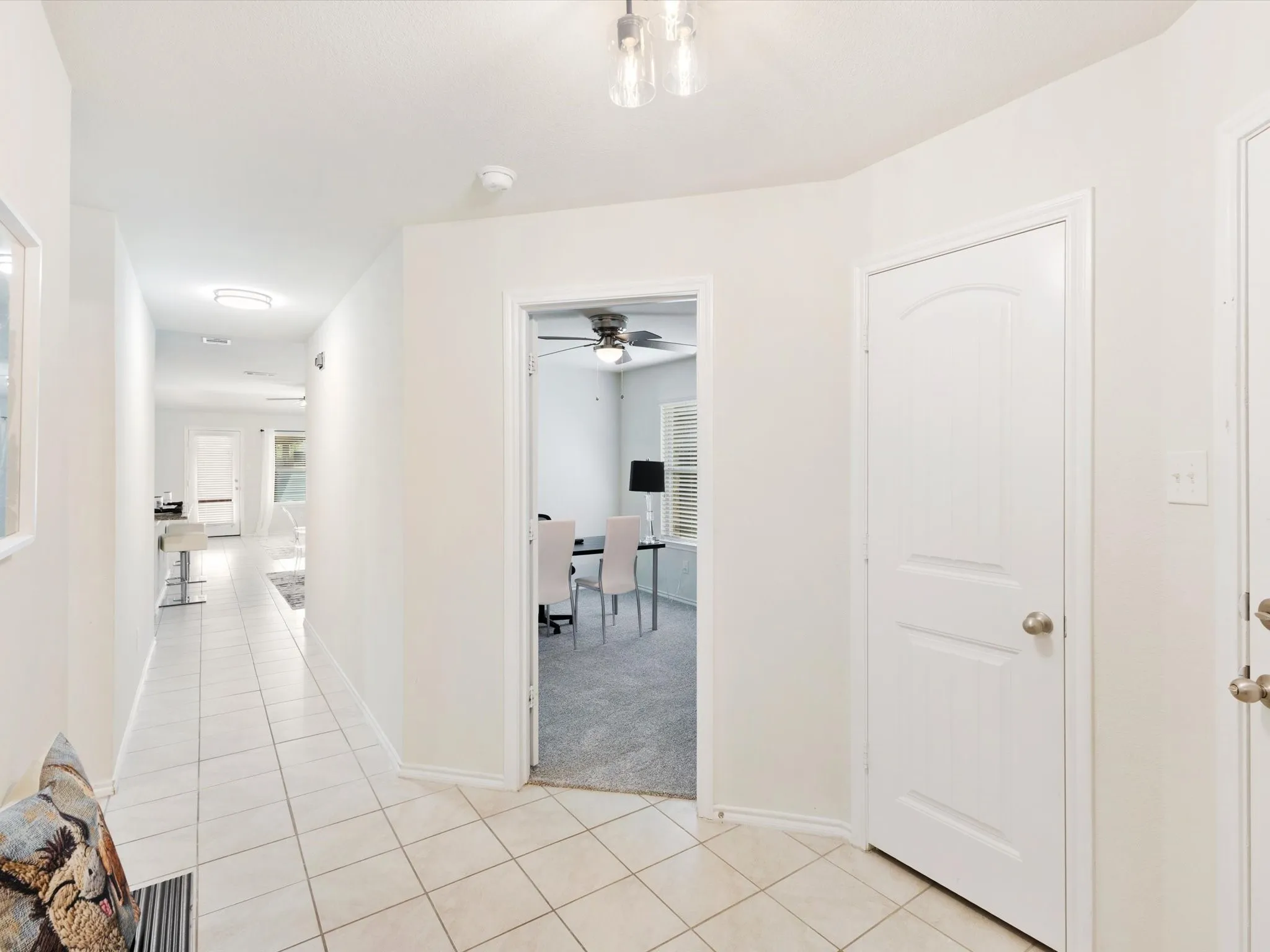Single Family Residence For Sale in Kaufman County , 2307 Pontotoc Drive, Forney, Texas 75126, 4 Bedroom, 2 Bathroom, 2 Garage spaces, 2,046 Sqft, built in 2018, mls#21333014, Real Estate Agent in Forney, Homes For Sale in Kaufman county, Homes For Sale in Forney, Realtor in Forney Texas, Real Estate Brokerage Independent Realty Texas, Luminita Cordes Realtor