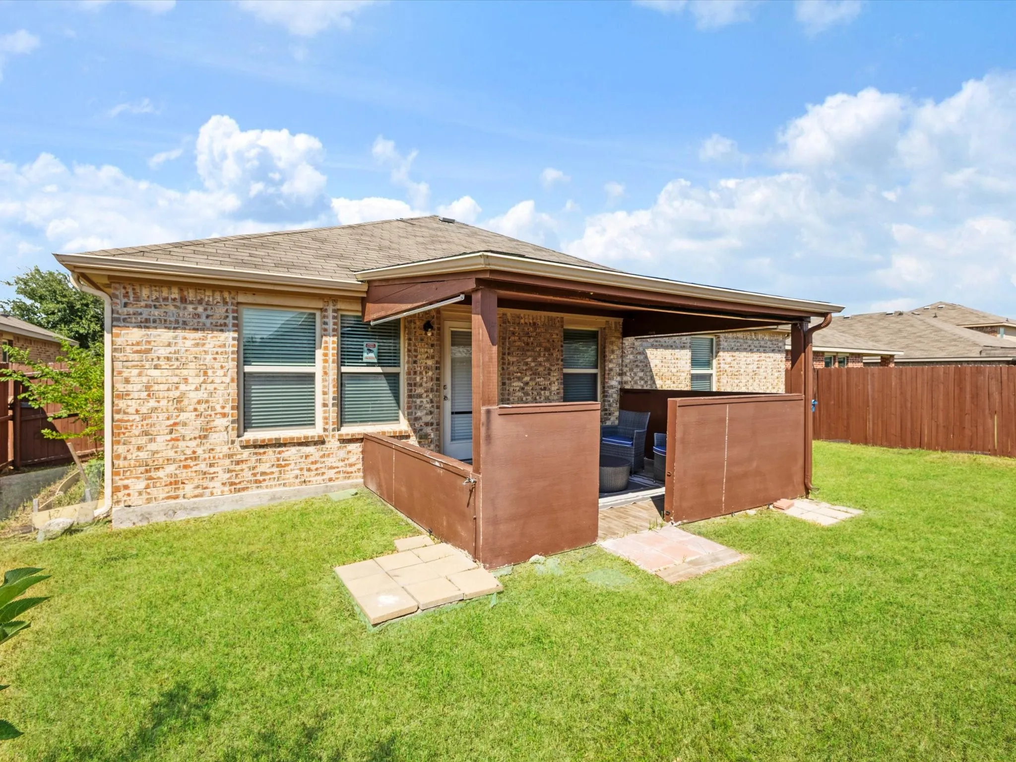 Single Family Residence For Sale in Kaufman County , 2307 Pontotoc Drive, Forney, Texas 75126, 4 Bedroom, 2 Bathroom, 2 Garage spaces, 2,046 Sqft, built in 2018, mls#21333014, Real Estate Agent in Forney, Homes For Sale in Kaufman county, Homes For Sale in Forney, Realtor in Forney Texas, Real Estate Brokerage Independent Realty Texas, Luminita Cordes Realtor