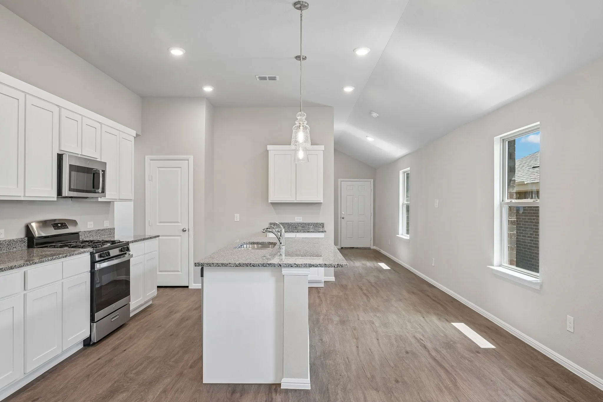 Single Family Residence For Sale in Grayson County , 1270 Wild Cherry Way, Van Alstyne, Texas 75495, 3 Bedroom, 2 Bathroom, 2 Garage spaces, 1,649 Sqft, built in 2026, mls#21327424, Real Estate Agent in Van Alstyne, Homes For Sale in Grayson county, Homes For Sale in Van Alstyne, Realtor in Van Alstyne Texas, Real Estate Brokerage Independent Realty Texas, Luminita Cordes Realtor