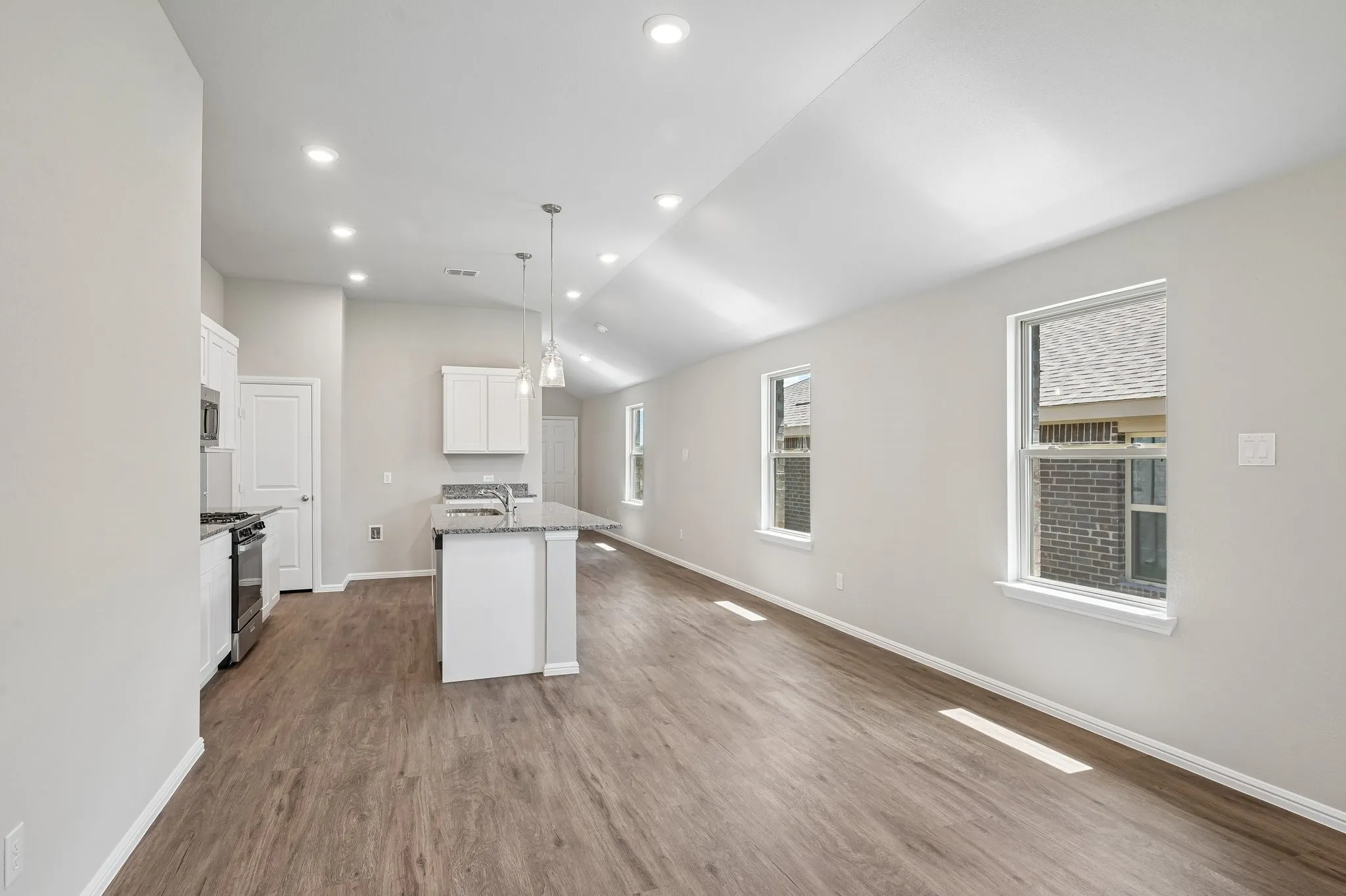 Single Family Residence For Sale in Grayson County , 1270 Wild Cherry Way, Van Alstyne, Texas 75495, 3 Bedroom, 2 Bathroom, 2 Garage spaces, 1,649 Sqft, built in 2026, mls#21327424, Real Estate Agent in Van Alstyne, Homes For Sale in Grayson county, Homes For Sale in Van Alstyne, Realtor in Van Alstyne Texas, Real Estate Brokerage Independent Realty Texas, Luminita Cordes Realtor