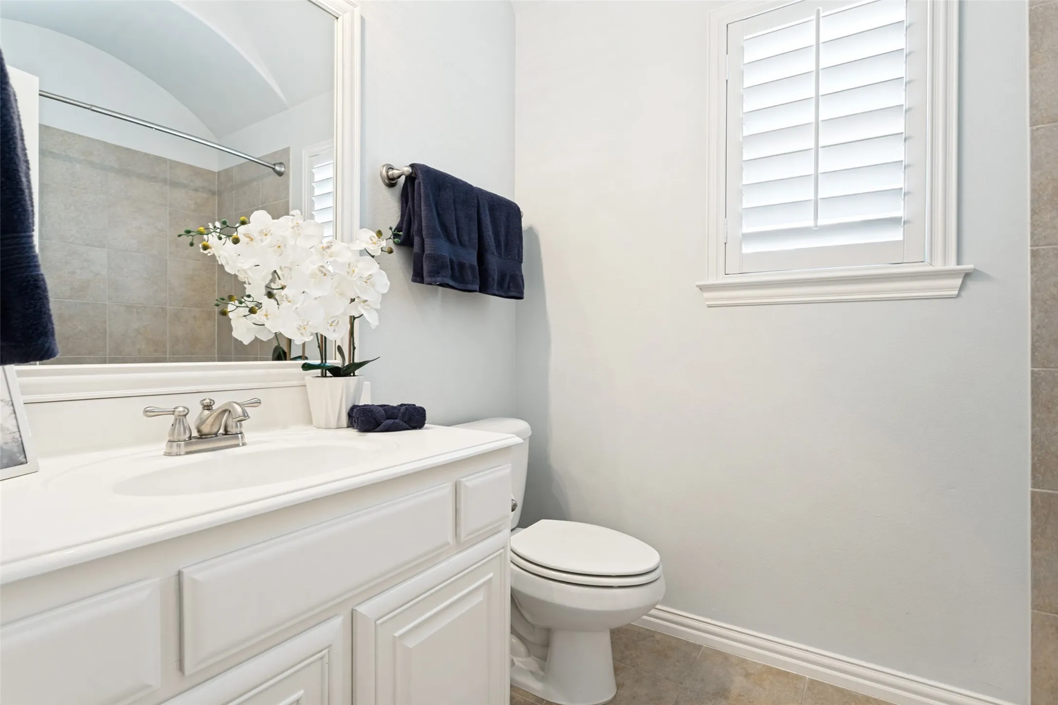 Single Family Residence For Sale in Collin County , 1312 Thornwood Drive, Murphy, Texas 75094, 5 Bedroom, 5 Bathroom, 3 Garage spaces, 4,768 Sqft, built in 2010, mls#21320256, Real Estate Agent in Murphy, Homes For Sale in Collin county, Homes For Sale in Murphy, Realtor in Murphy Texas, Real Estate Brokerage Independent Realty Texas, Luminita Cordes Realtor