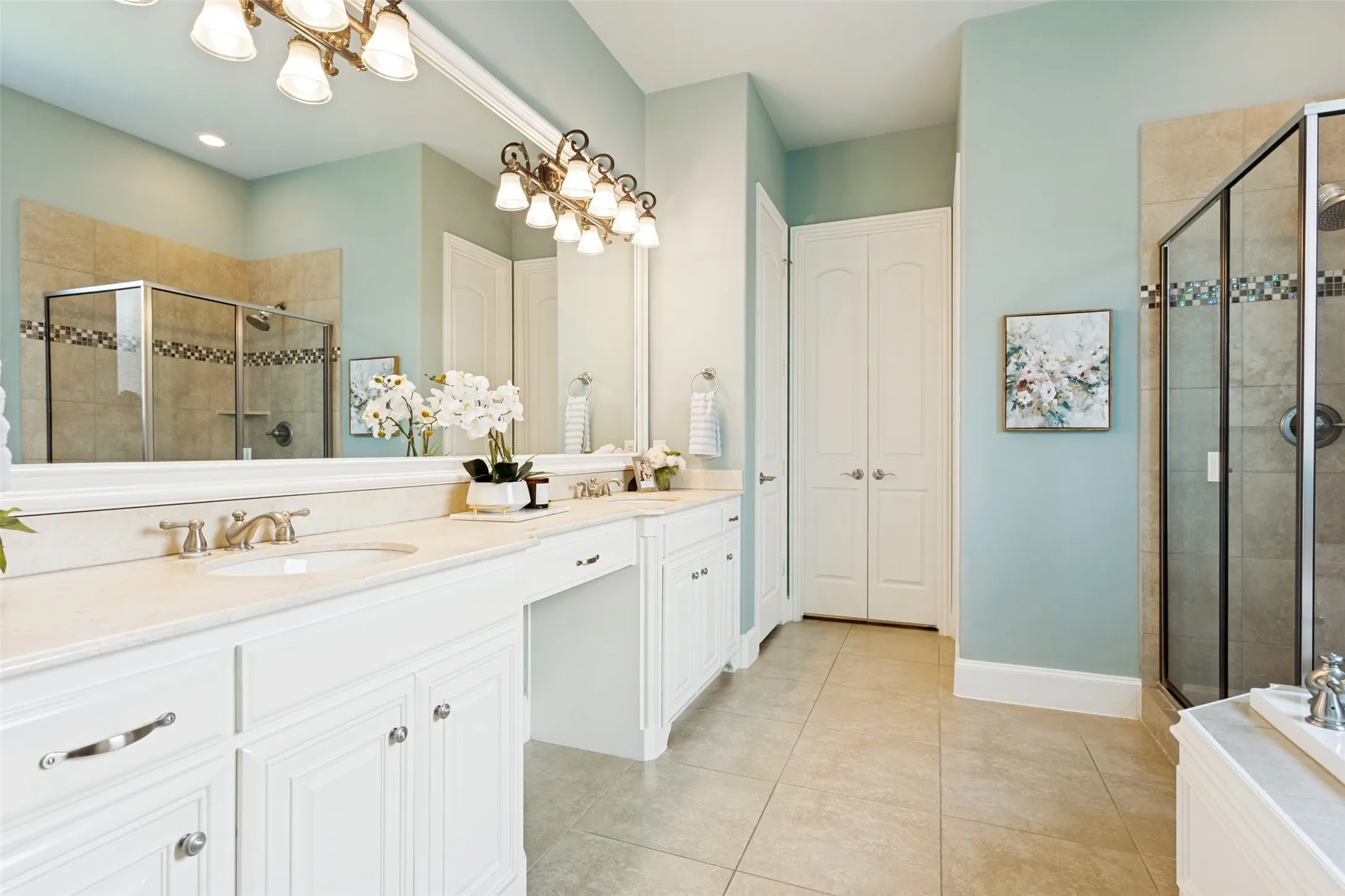 Single Family Residence For Sale in Collin County , 1312 Thornwood Drive, Murphy, Texas 75094, 5 Bedroom, 5 Bathroom, 3 Garage spaces, 4,768 Sqft, built in 2010, mls#21320256, Real Estate Agent in Murphy, Homes For Sale in Collin county, Homes For Sale in Murphy, Realtor in Murphy Texas, Real Estate Brokerage Independent Realty Texas, Luminita Cordes Realtor