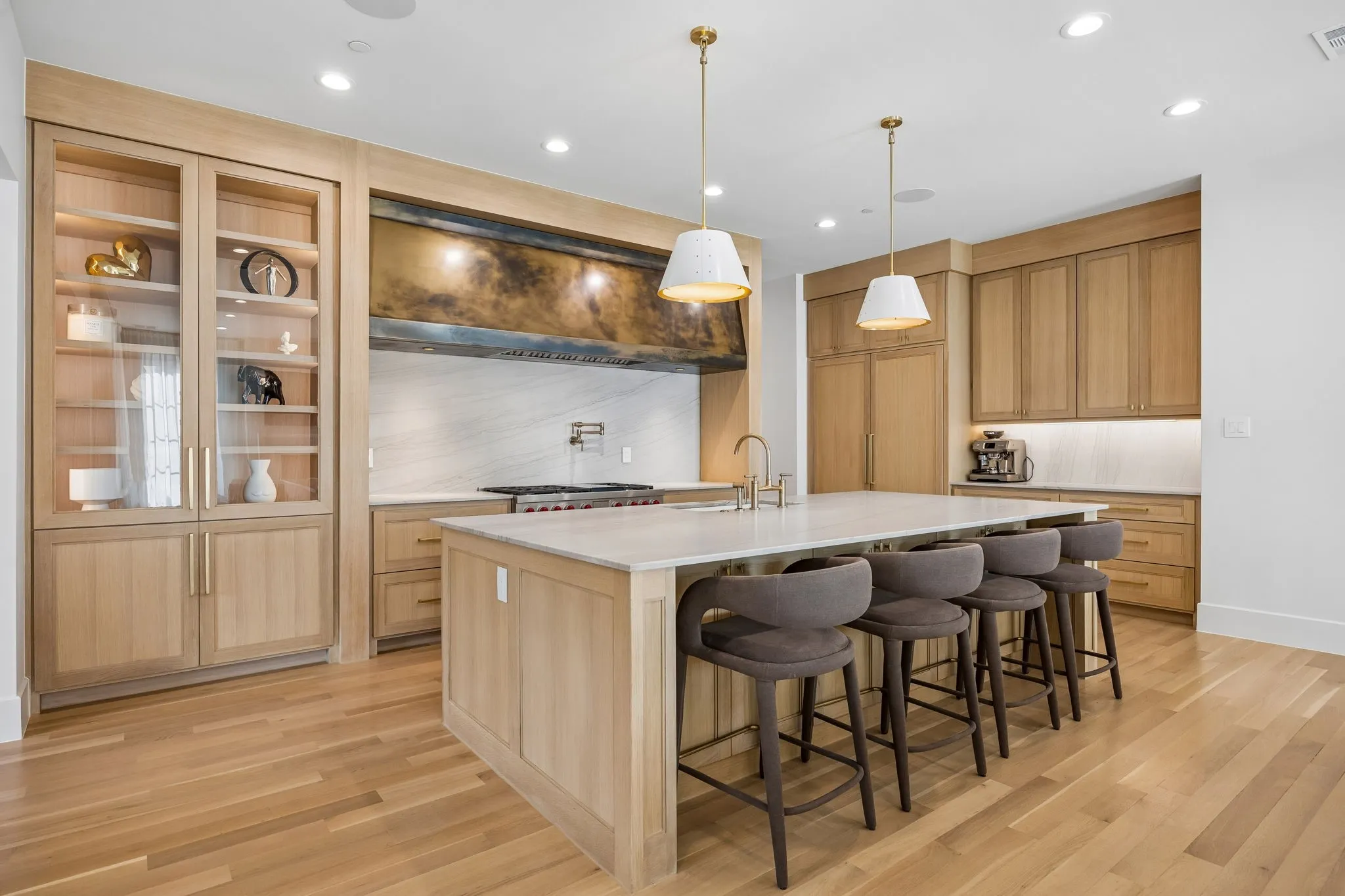 Single Family Residence For Rent in Dallas County , 4529 Bordeaux Avenue, Highland Park, Texas 75205, 6 Bedroom, 8 Bathroom, 2 Garage spaces, 6,094 Sqft, built in 2023, Price $35,000, mls#21333262, Real Estate Agent in Highland Park, Homes For Rent in Dallas county, Homes For Rent in Highland Park, Realtor in Highland Park Texas, Real Estate Brokerage Independent Realty Texas, Luminita Cordes Realtor