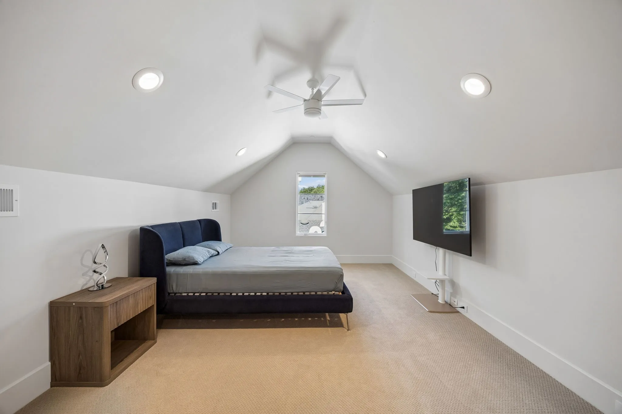 Single Family Residence For Rent in Dallas County , 4529 Bordeaux Avenue, Highland Park, Texas 75205, 6 Bedroom, 8 Bathroom, 2 Garage spaces, 6,094 Sqft, built in 2023, Price $35,000, mls#21333262, Real Estate Agent in Highland Park, Homes For Rent in Dallas county, Homes For Rent in Highland Park, Realtor in Highland Park Texas, Real Estate Brokerage Independent Realty Texas, Luminita Cordes Realtor