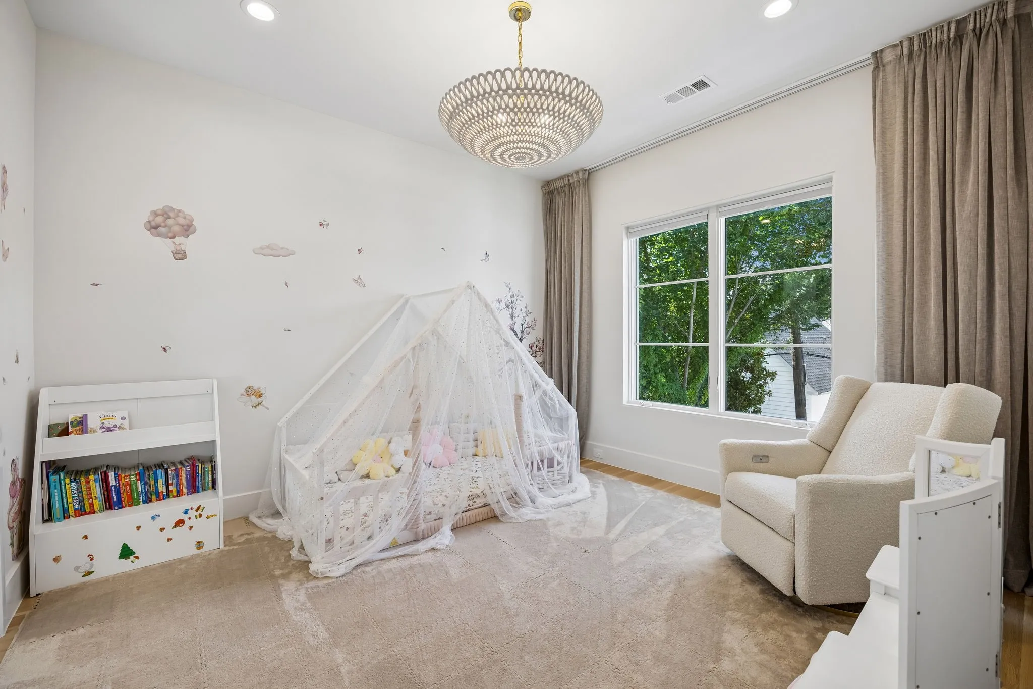Single Family Residence For Rent in Dallas County , 4529 Bordeaux Avenue, Highland Park, Texas 75205, 6 Bedroom, 8 Bathroom, 2 Garage spaces, 6,094 Sqft, built in 2023, Price $35,000, mls#21333262, Real Estate Agent in Highland Park, Homes For Rent in Dallas county, Homes For Rent in Highland Park, Realtor in Highland Park Texas, Real Estate Brokerage Independent Realty Texas, Luminita Cordes Realtor