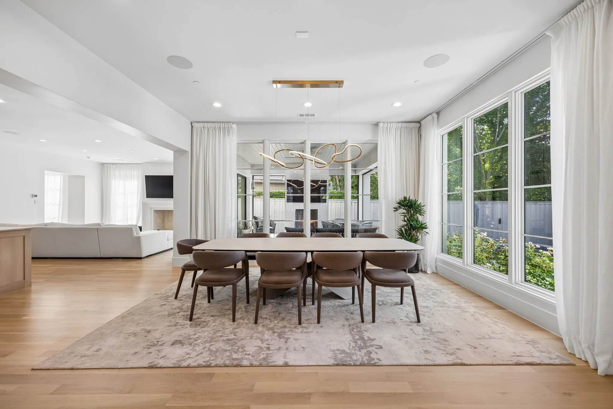 Single Family Residence For Rent in Dallas County , 4529 Bordeaux Avenue, Highland Park, Texas 75205, 6 Bedroom, 8 Bathroom, 2 Garage spaces, 6,094 Sqft, built in 2023, Price $35,000, mls#21333262, Real Estate Agent in Highland Park, Homes For Rent in Dallas county, Homes For Rent in Highland Park, Realtor in Highland Park Texas, Real Estate Brokerage Independent Realty Texas, Luminita Cordes Realtor