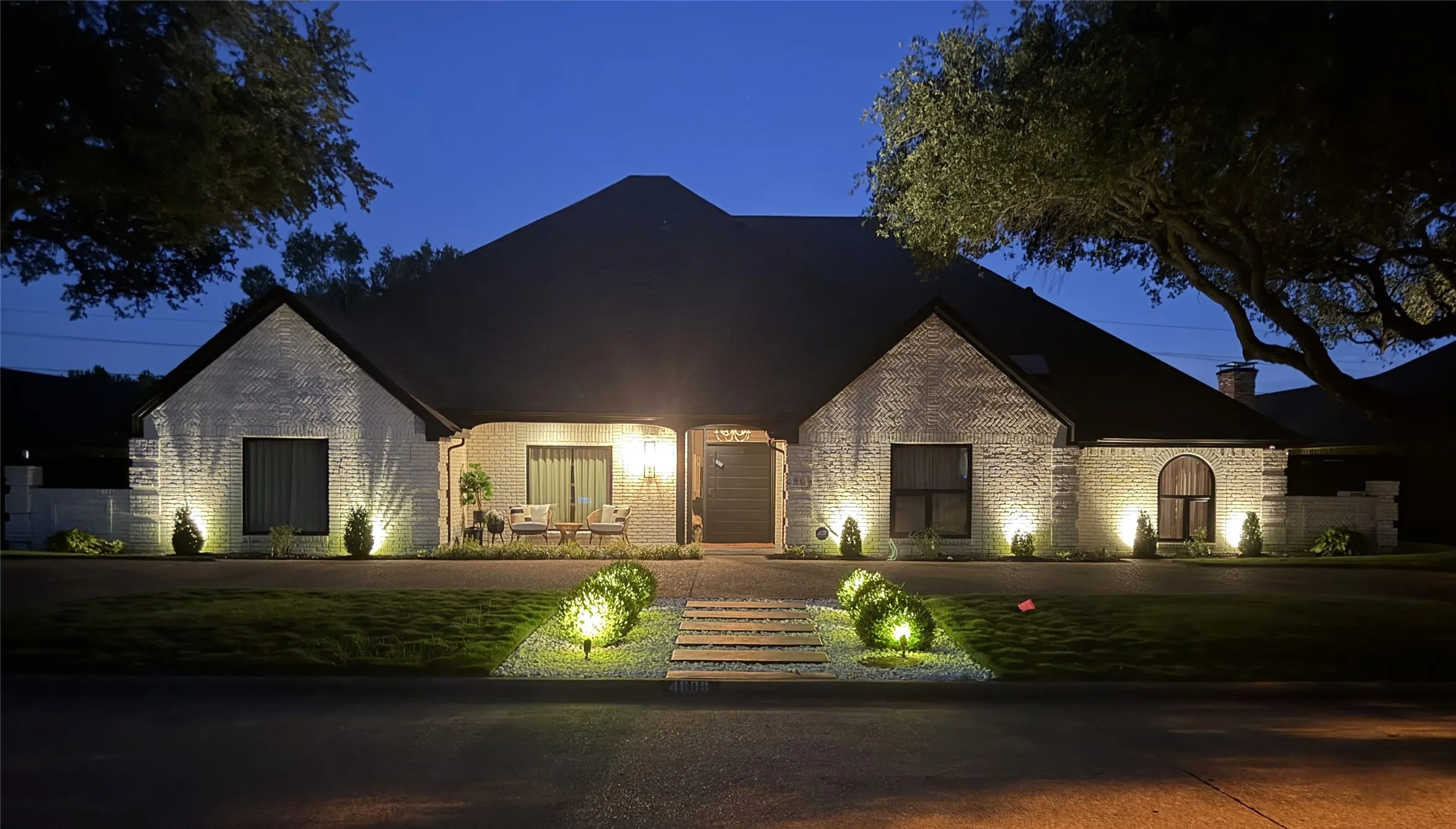 Single Family Residence For Sale in Collin County , 4808 Sea Pines Drive, Dallas, Texas 75287, 4 Bedroom, 3 Bathroom, 3 Garage spaces, 3,550 Sqft, built in 1984, mls#21332953, Real Estate Agent in Dallas, Homes For Sale in Collin county, Homes For Sale in Dallas, Realtor in Dallas Texas, Real Estate Brokerage Independent Realty Texas, Luminita Cordes Realtor