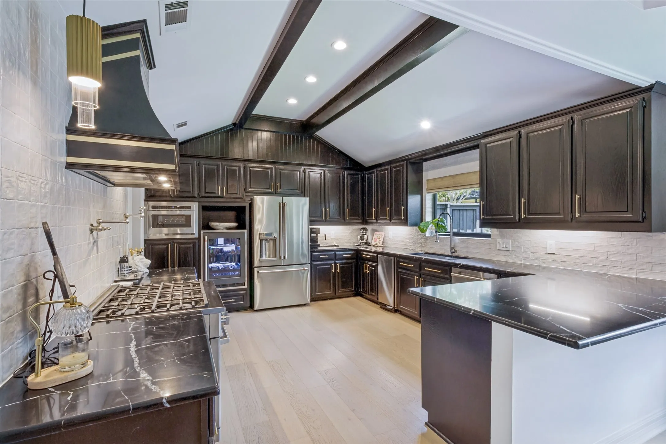 Single Family Residence For Sale in Collin County , 4808 Sea Pines Drive, Dallas, Texas 75287, 4 Bedroom, 3 Bathroom, 3 Garage spaces, 3,550 Sqft, built in 1984, mls#21332953, Real Estate Agent in Dallas, Homes For Sale in Collin county, Homes For Sale in Dallas, Realtor in Dallas Texas, Real Estate Brokerage Independent Realty Texas, Luminita Cordes Realtor