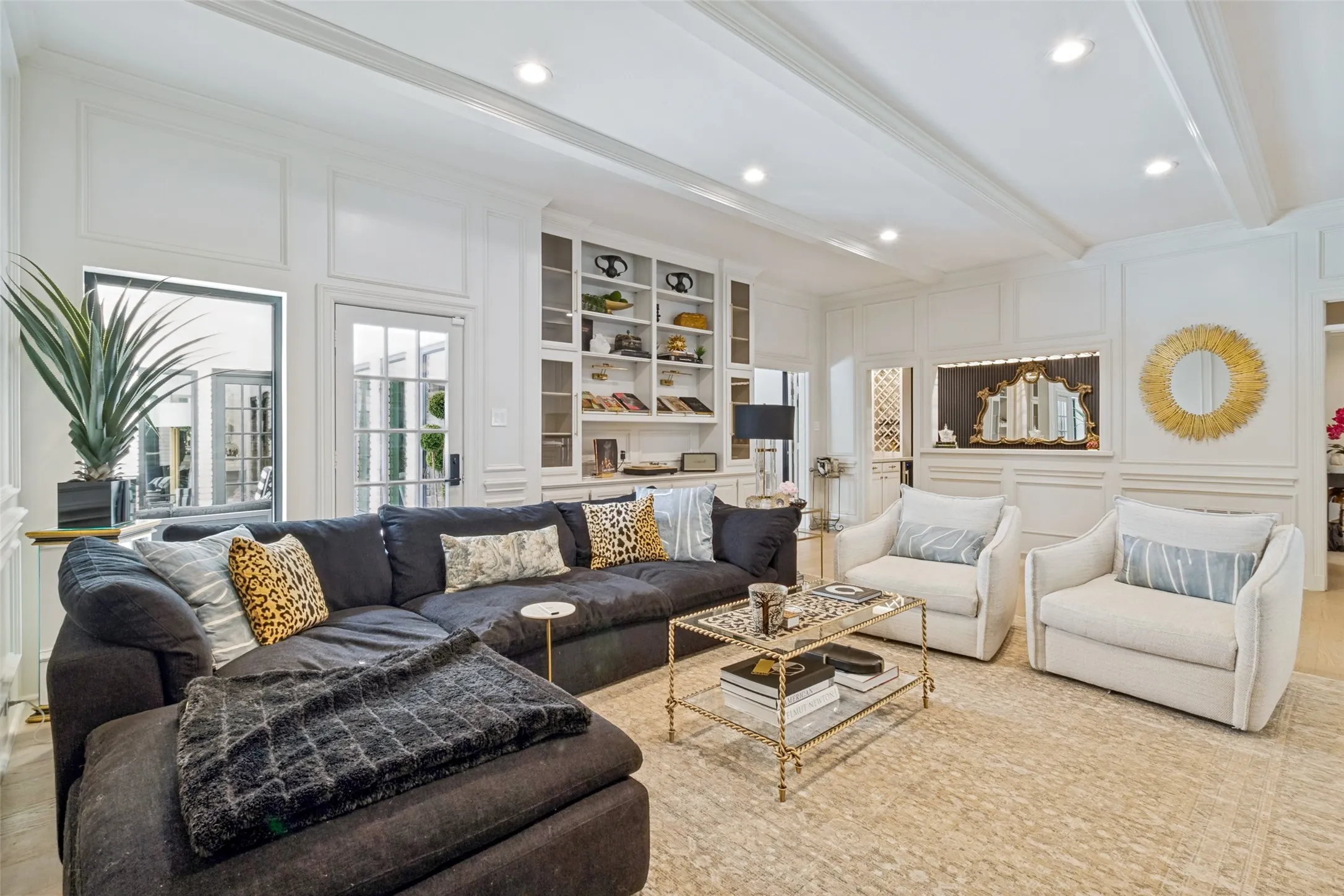 Single Family Residence For Sale in Collin County , 4808 Sea Pines Drive, Dallas, Texas 75287, 4 Bedroom, 3 Bathroom, 3 Garage spaces, 3,550 Sqft, built in 1984, mls#21332953, Real Estate Agent in Dallas, Homes For Sale in Collin county, Homes For Sale in Dallas, Realtor in Dallas Texas, Real Estate Brokerage Independent Realty Texas, Luminita Cordes Realtor