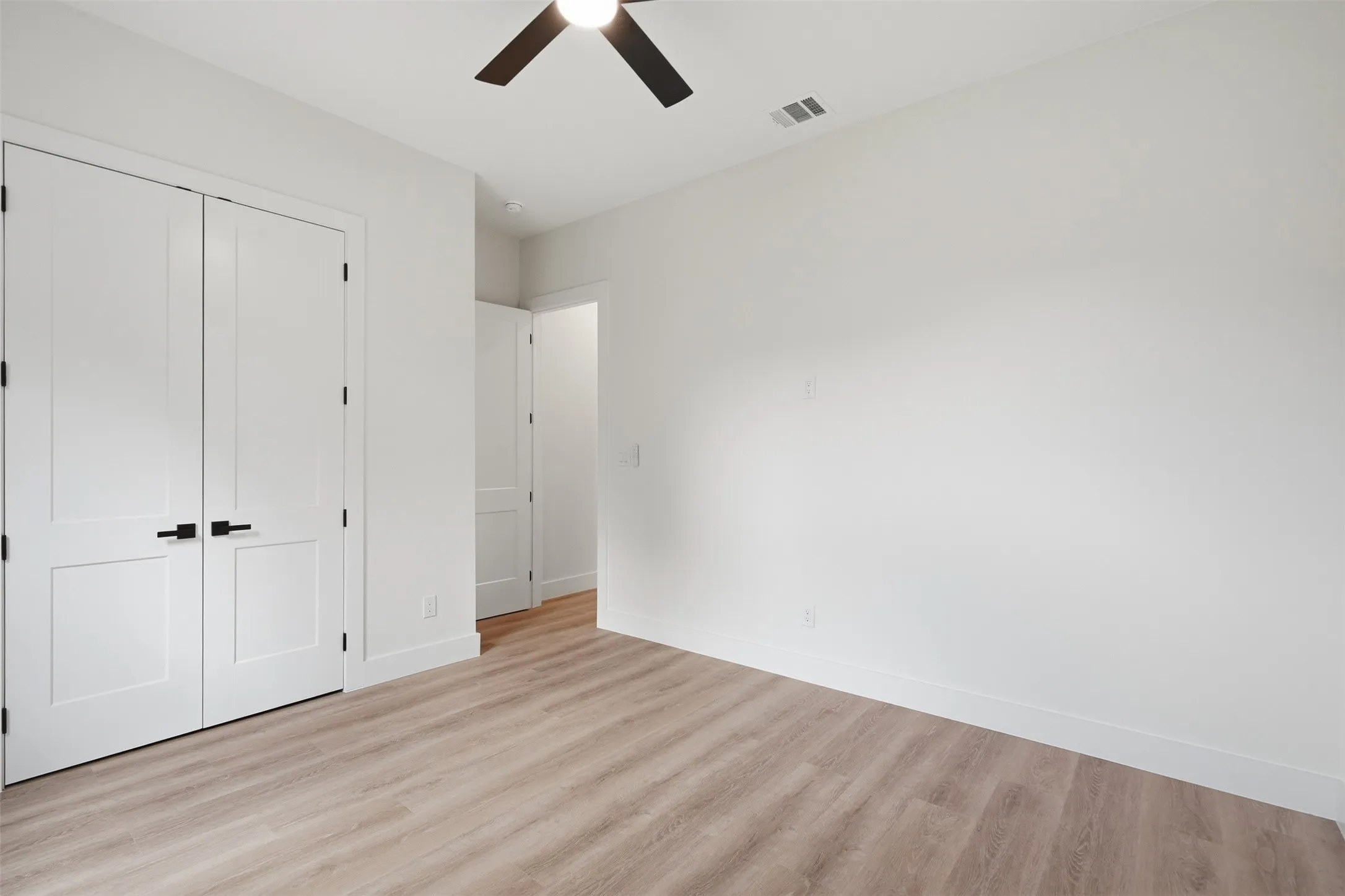 Single Family Residence For Sale in Tarrant County , 6404 Camp Bowie Boulevard, Fort Worth, Texas 76116, 4 Bedroom, 3 Bathroom, 2 Garage spaces, 2,300 Sqft, built in 2026, mls#21333298, Real Estate Agent in Fort Worth, Homes For Sale in Tarrant county, Homes For Sale in Fort Worth, Realtor in Fort Worth Texas, Real Estate Brokerage Independent Realty Texas, Luminita Cordes Realtor