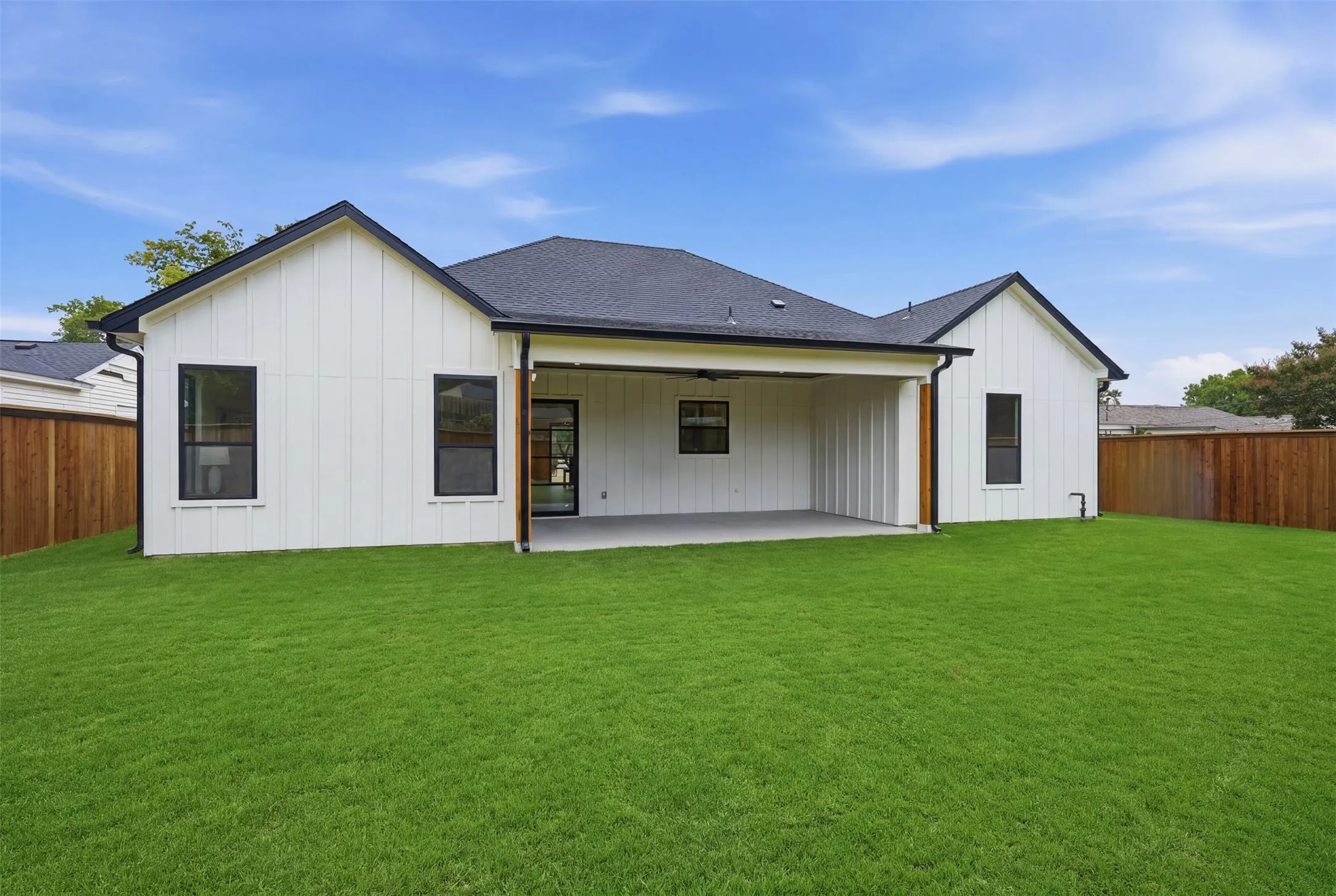 Single Family Residence For Sale in Tarrant County , 6404 Camp Bowie Boulevard, Fort Worth, Texas 76116, 4 Bedroom, 3 Bathroom, 2 Garage spaces, 2,300 Sqft, built in 2026, mls#21333298, Real Estate Agent in Fort Worth, Homes For Sale in Tarrant county, Homes For Sale in Fort Worth, Realtor in Fort Worth Texas, Real Estate Brokerage Independent Realty Texas, Luminita Cordes Realtor