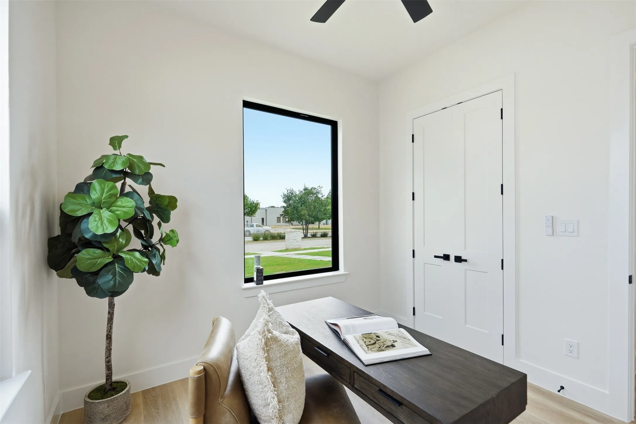 Single Family Residence For Sale in Tarrant County , 6404 Camp Bowie Boulevard, Fort Worth, Texas 76116, 4 Bedroom, 3 Bathroom, 2 Garage spaces, 2,300 Sqft, built in 2026, mls#21333298, Real Estate Agent in Fort Worth, Homes For Sale in Tarrant county, Homes For Sale in Fort Worth, Realtor in Fort Worth Texas, Real Estate Brokerage Independent Realty Texas, Luminita Cordes Realtor